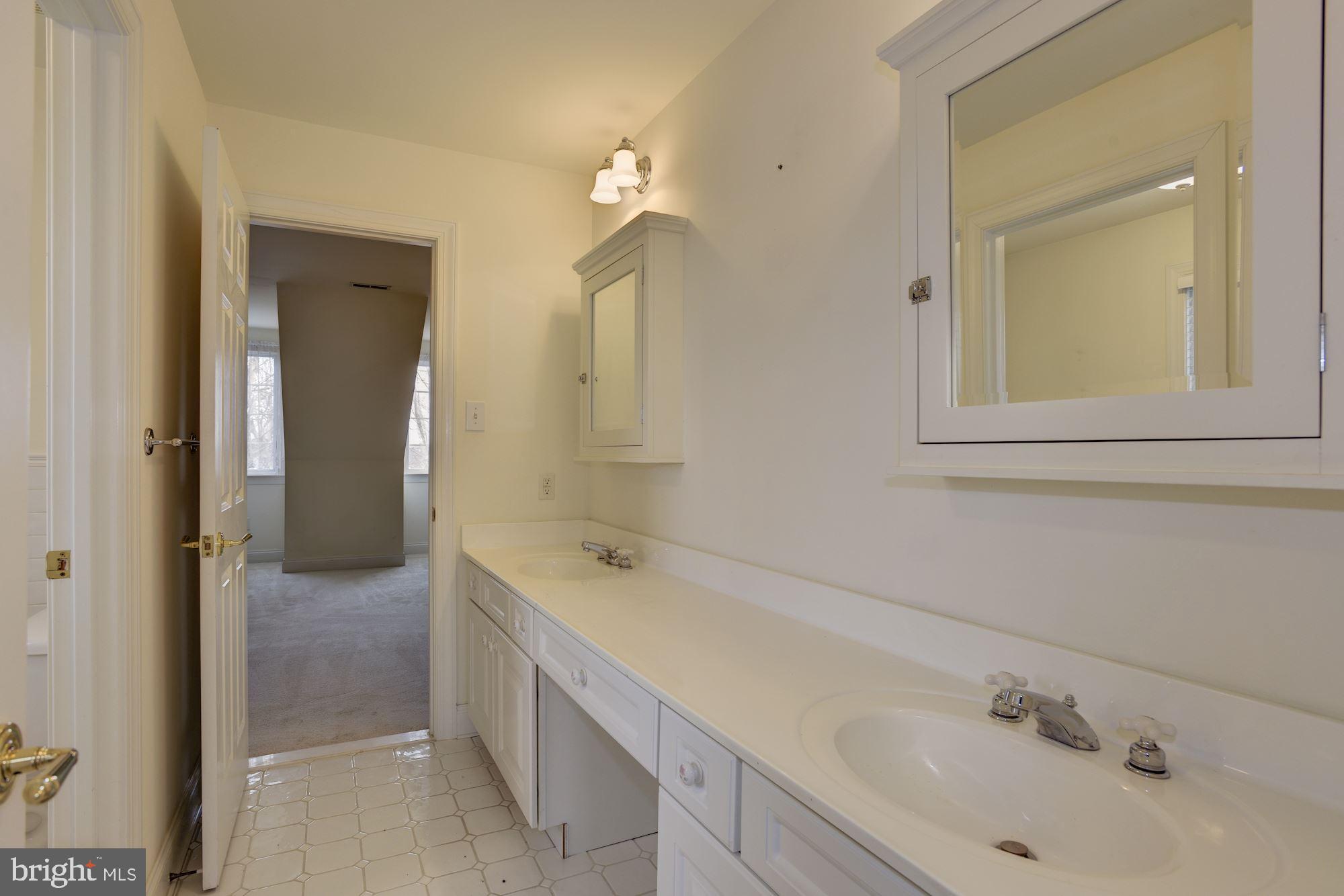 PINDELL WOODS - Residential