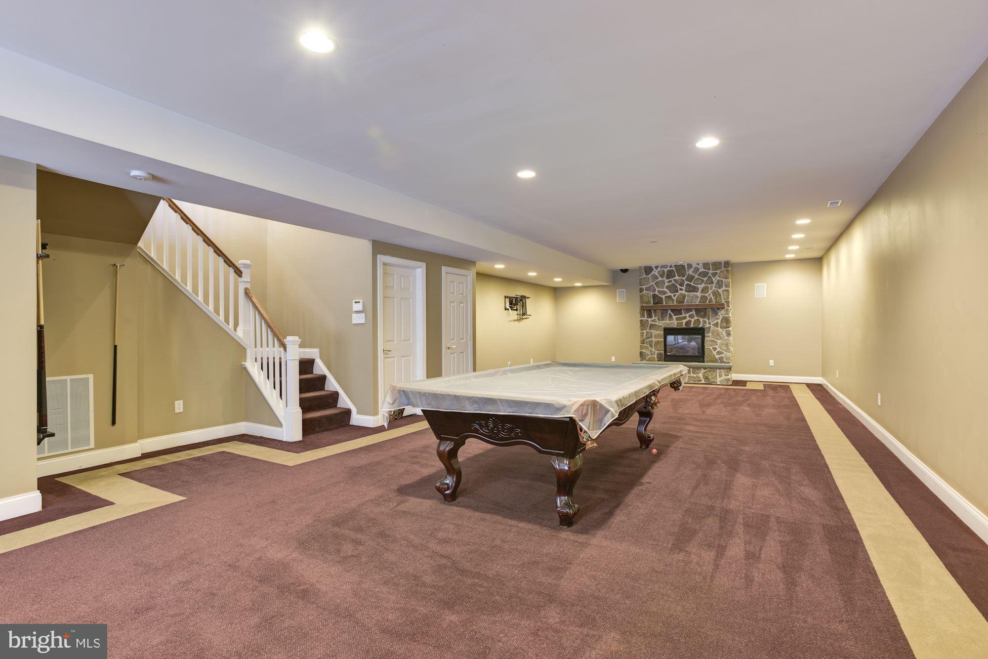 PINDELL WOODS - Residential