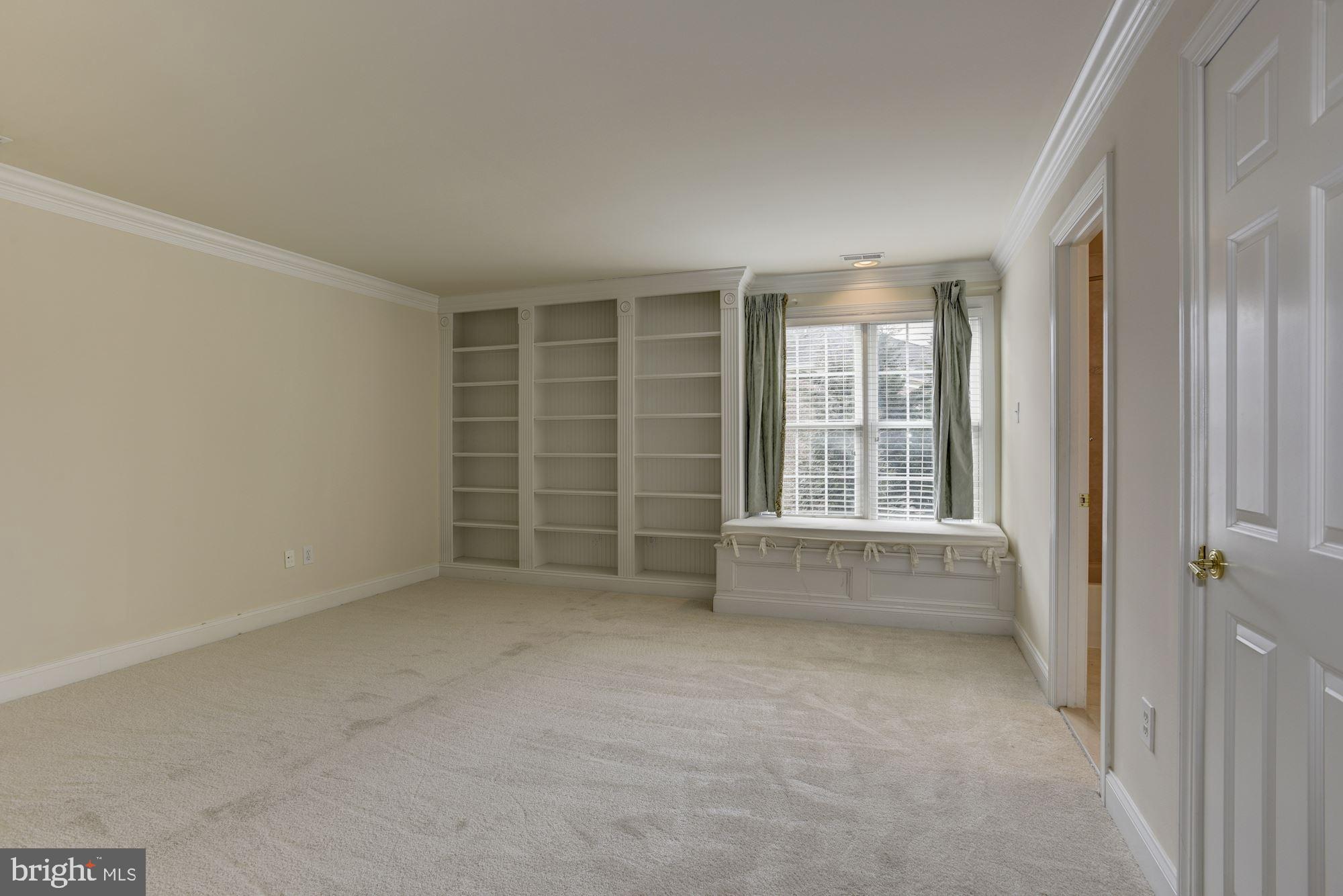 PINDELL WOODS - Residential