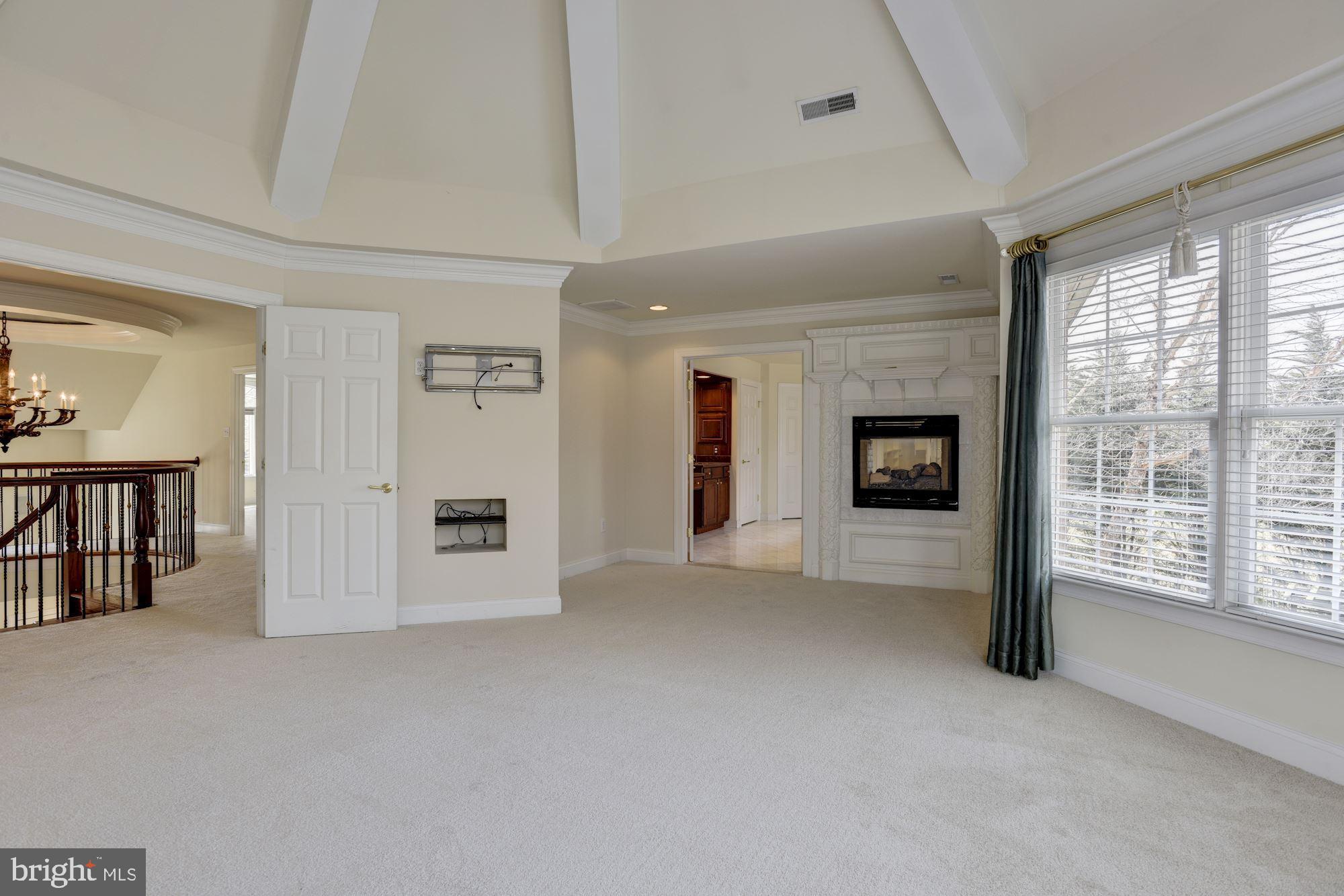 PINDELL WOODS - Residential