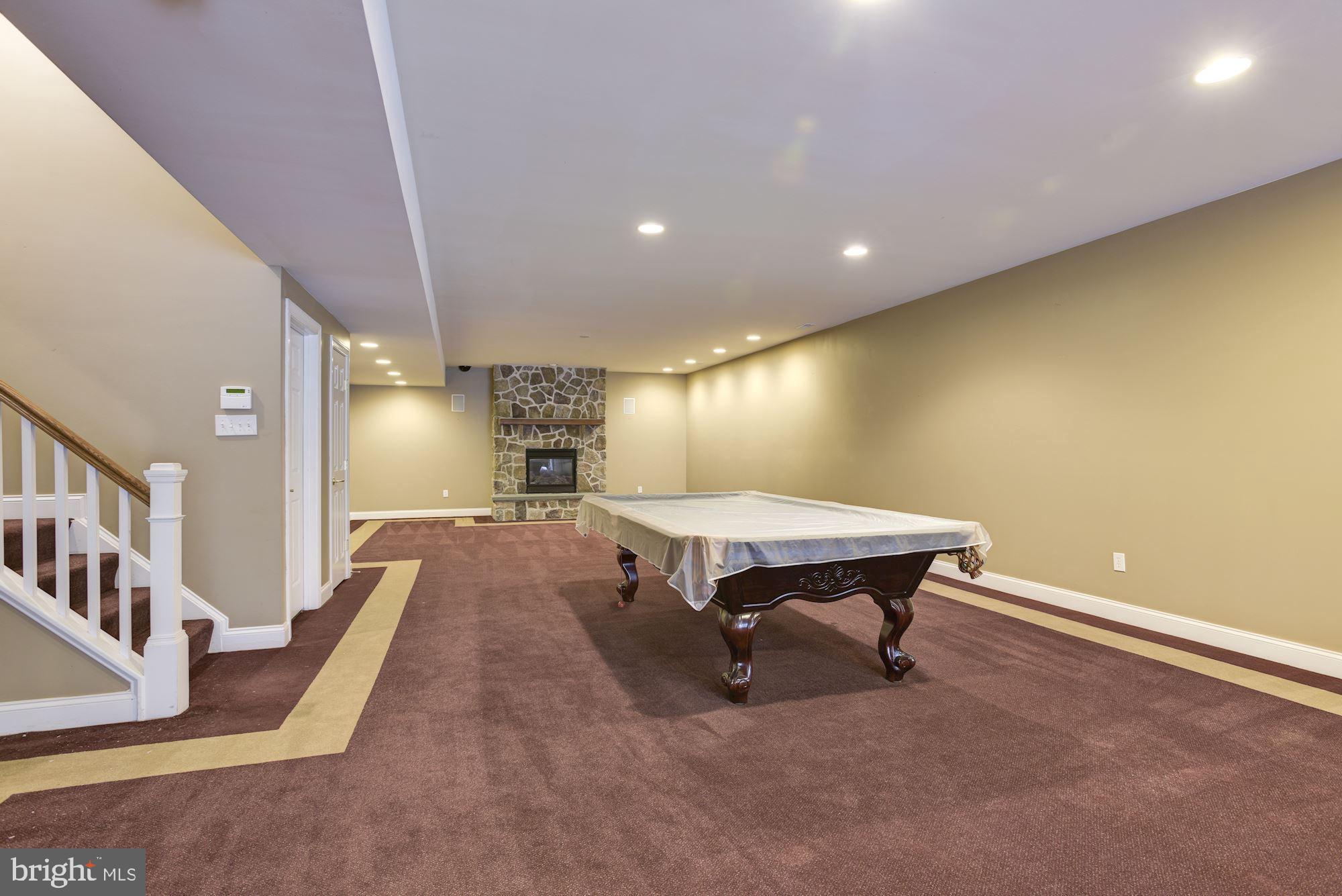 PINDELL WOODS - Residential