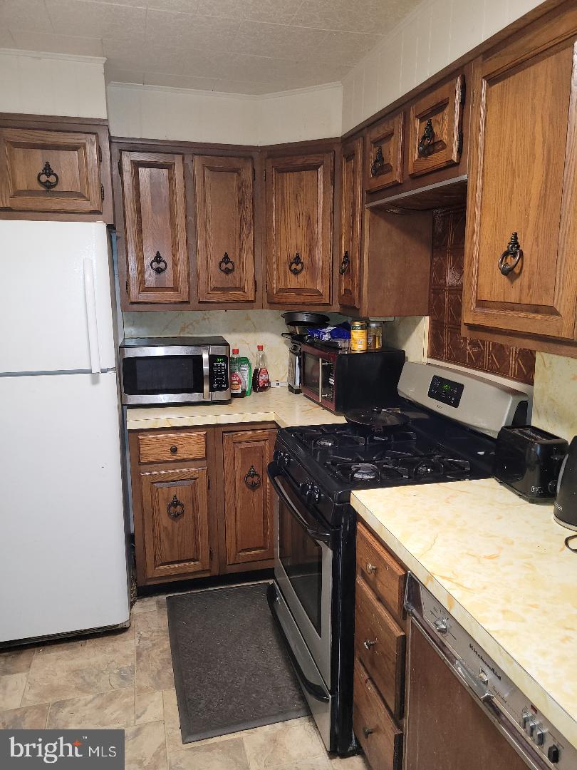 BALTIMORE EAST - SOUTH CLIFTON PARK HIST. DISTRICT - Residential