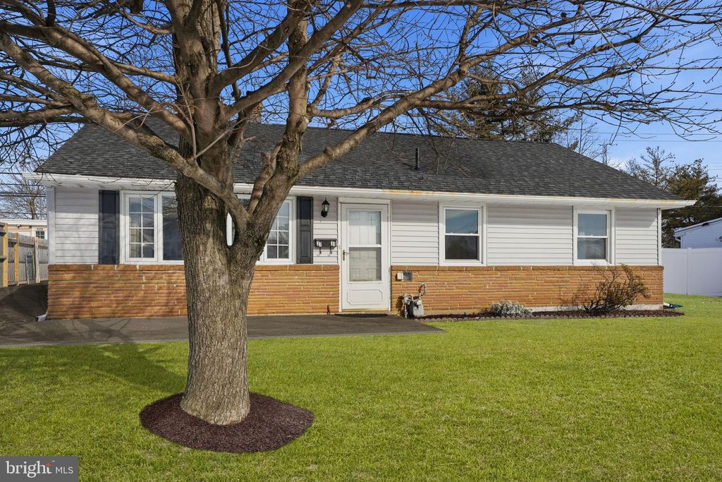 Photo of 3731 Dresher Road, BENSALEM, PA 19020 (MLS # PABU2110032)