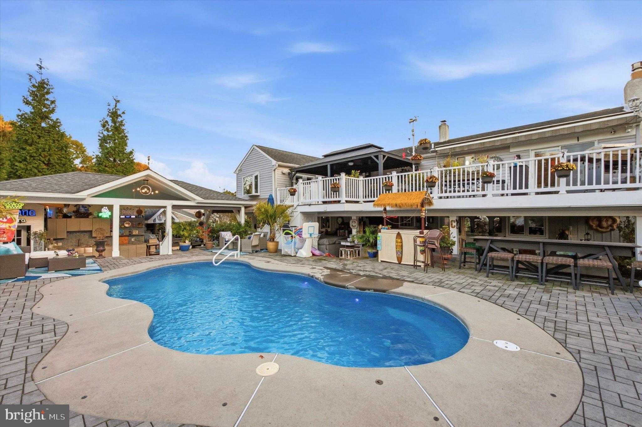 1333 GLEN ECHO DRIVE