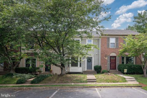 Townhouse For Sale - 10740 Brice Court<br/> FREDERICKSBURG, VA 22407