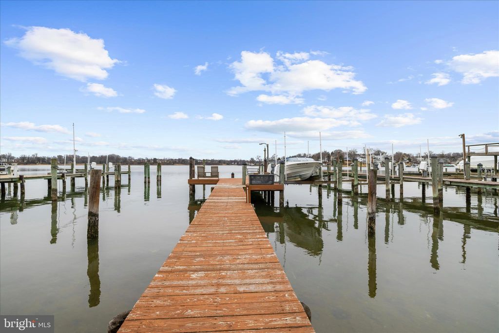 Photo of 402 Greenland Beach Road, BALTIMORE, MD 21226 (MLS # MDAA2137840)