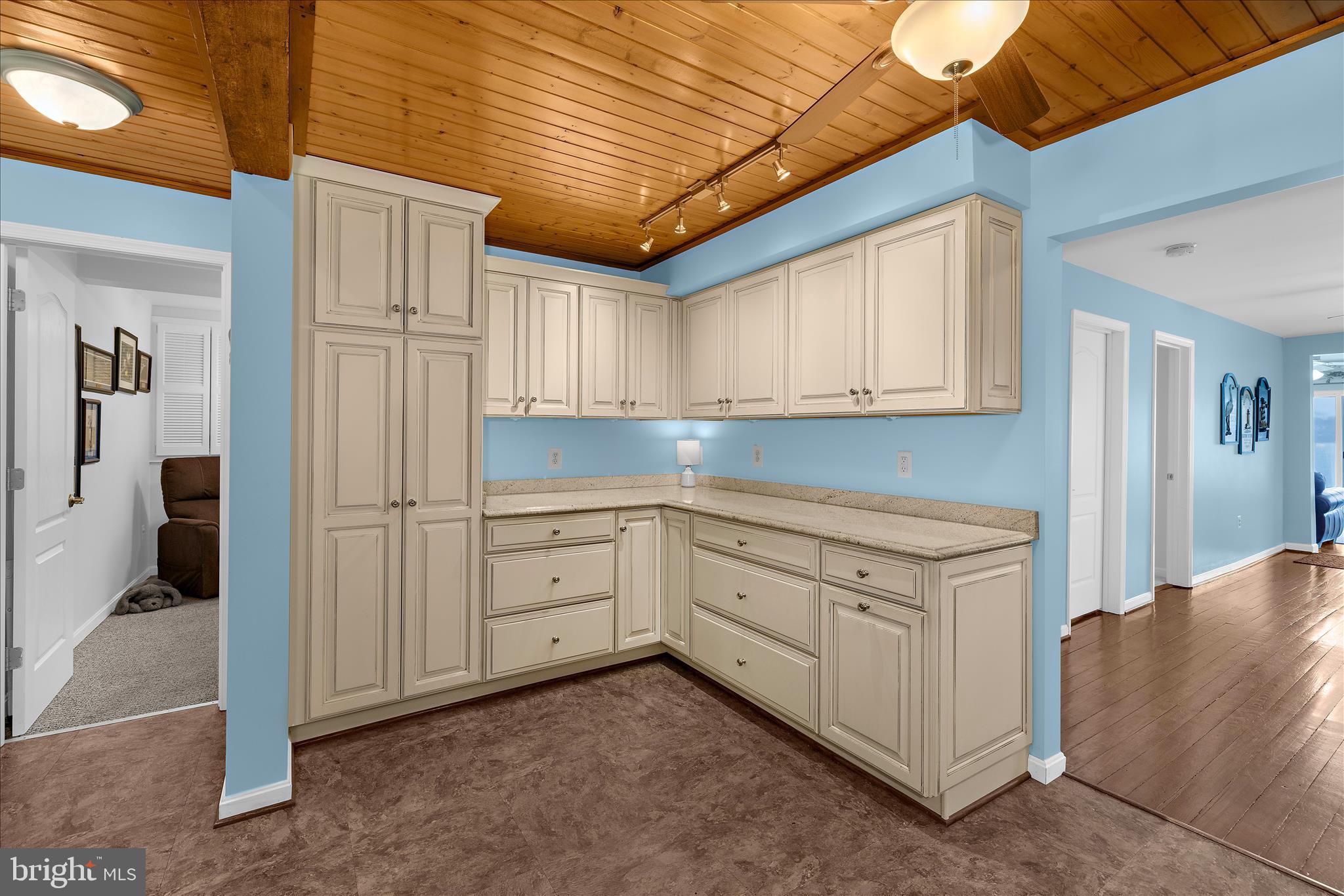 GREENLAND BEACH - Residential