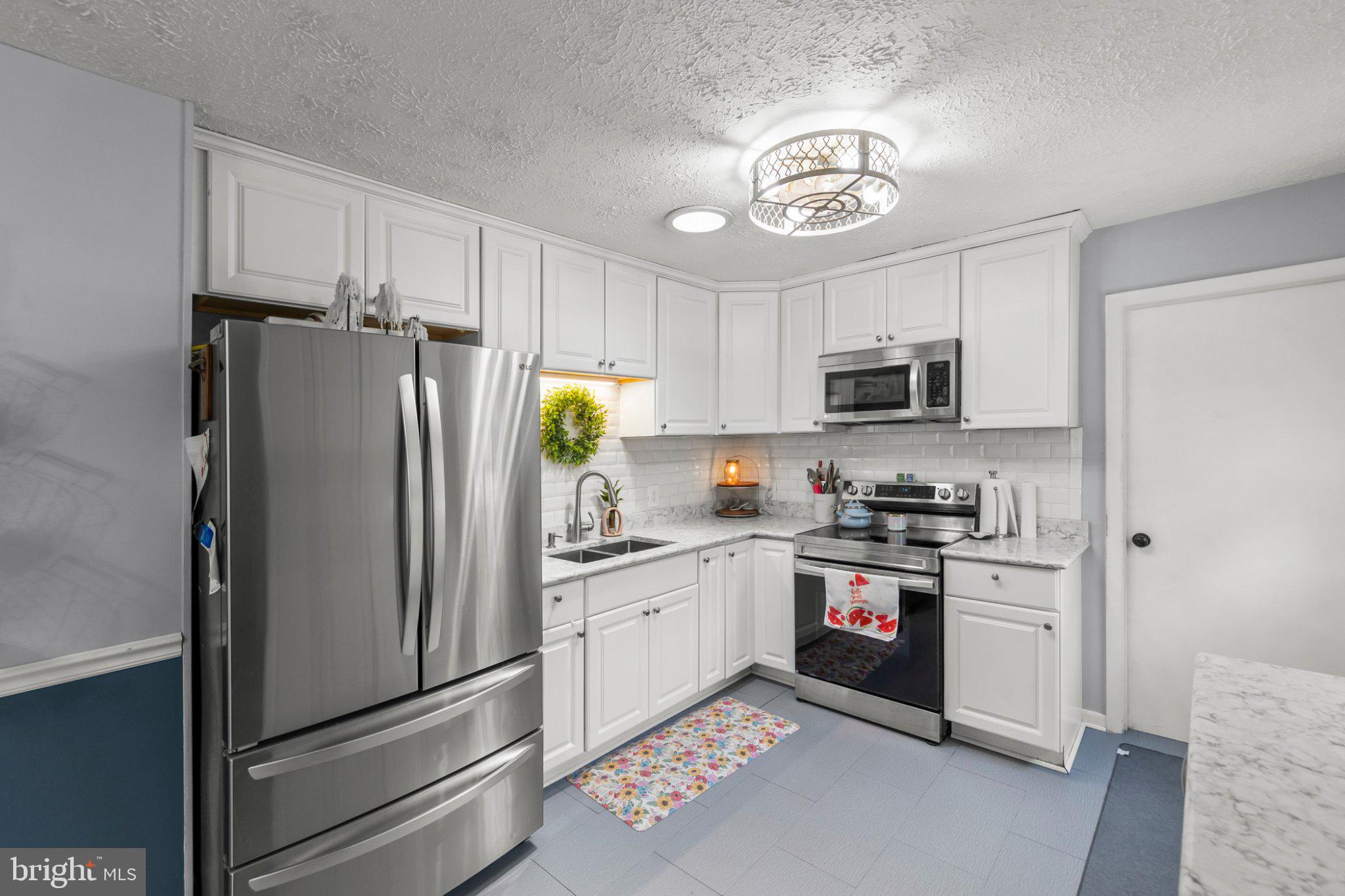 330 WARDENSVILLE GRADE