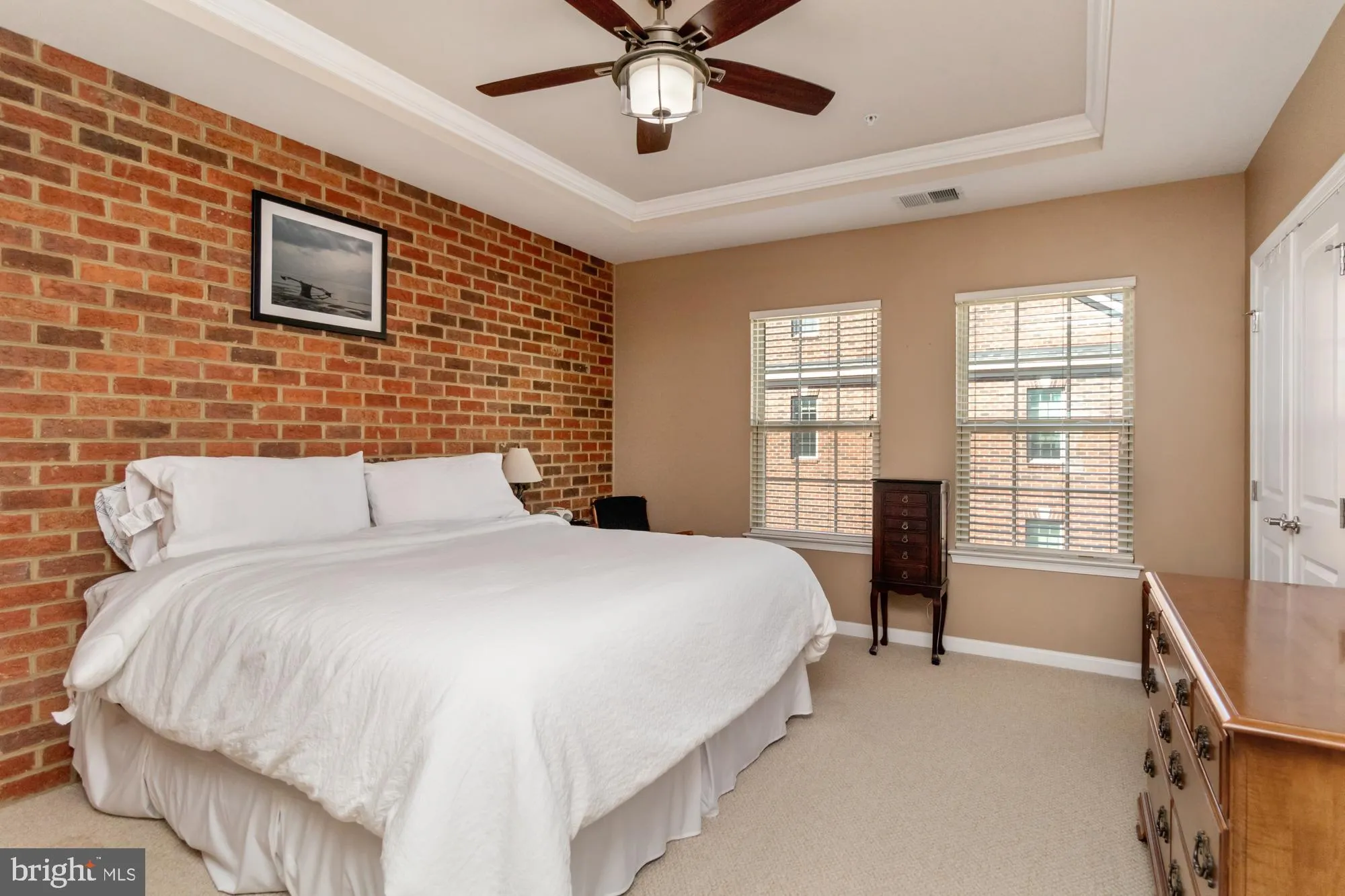 Baltimore, Maryland 21224, United States, 3 Bedrooms Bedrooms, ,3 BathroomsBathrooms,Residential,Pending,90789