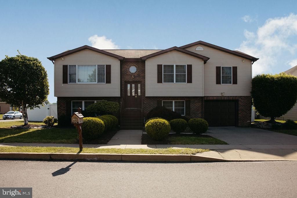 Photo of 1017 Sarah Street, WILKES-BARRE, PA 18705 (MLS # PALU2002974)