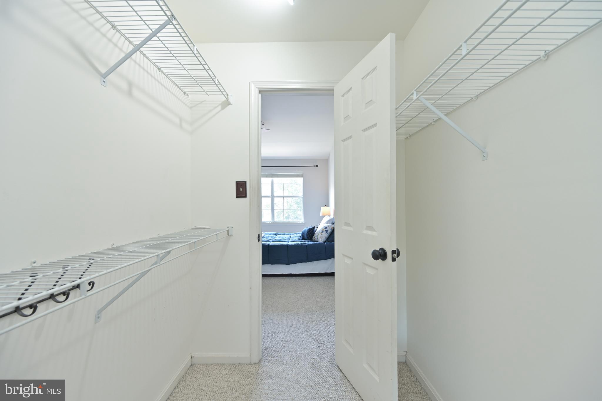 LIFESTYLE AT SULLY STATION - Residential