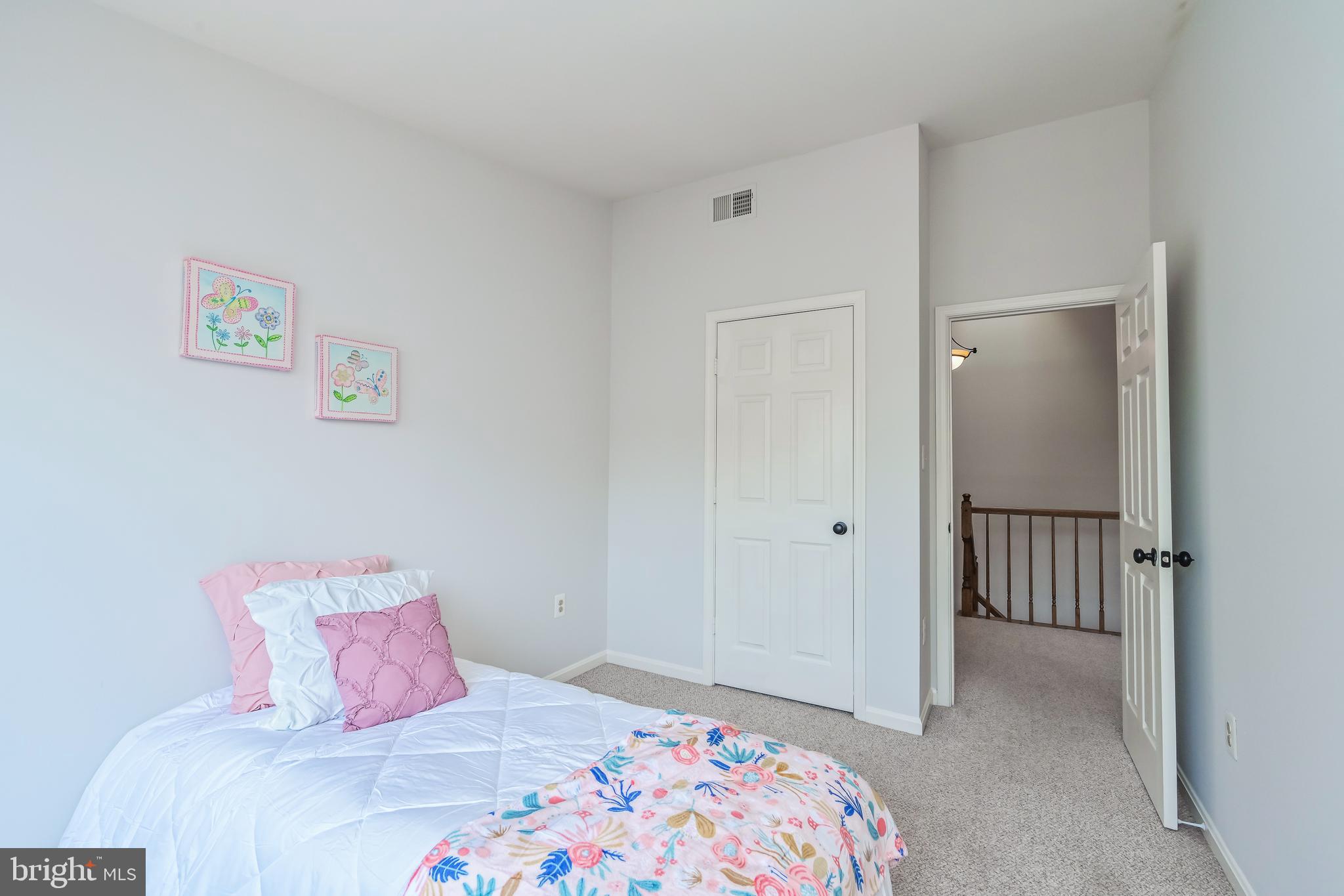 LIFESTYLE AT SULLY STATION - Residential