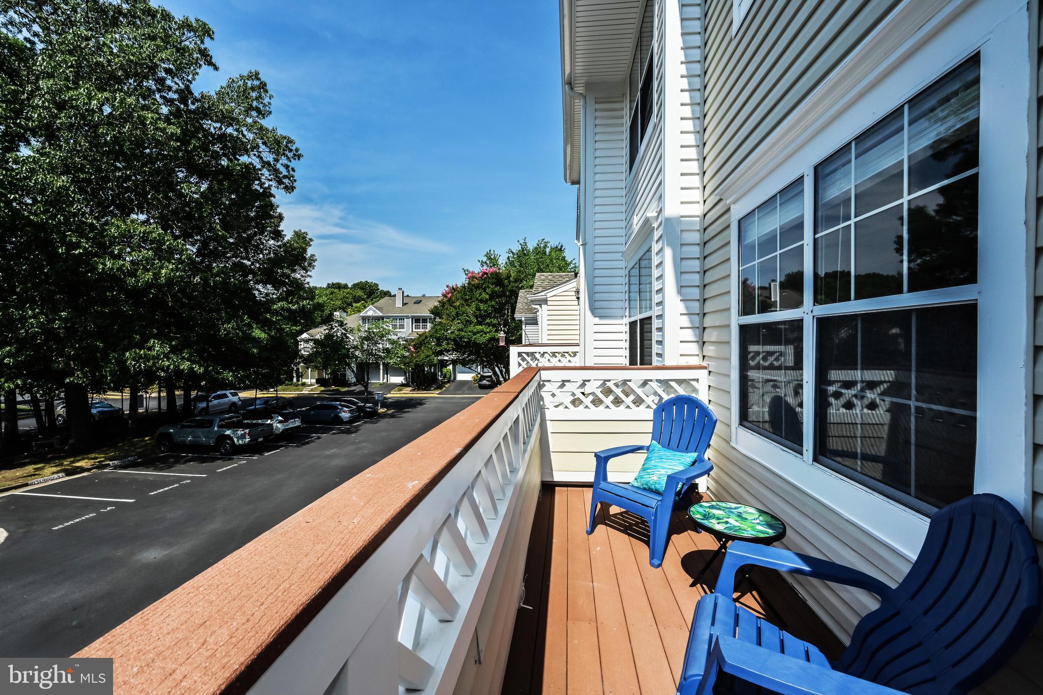 LIFESTYLE AT SULLY STATION - Residential