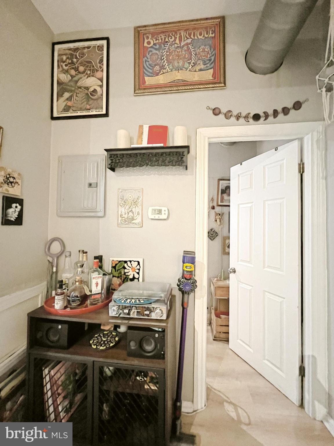 NORRIS SQUARE - Residential Lease