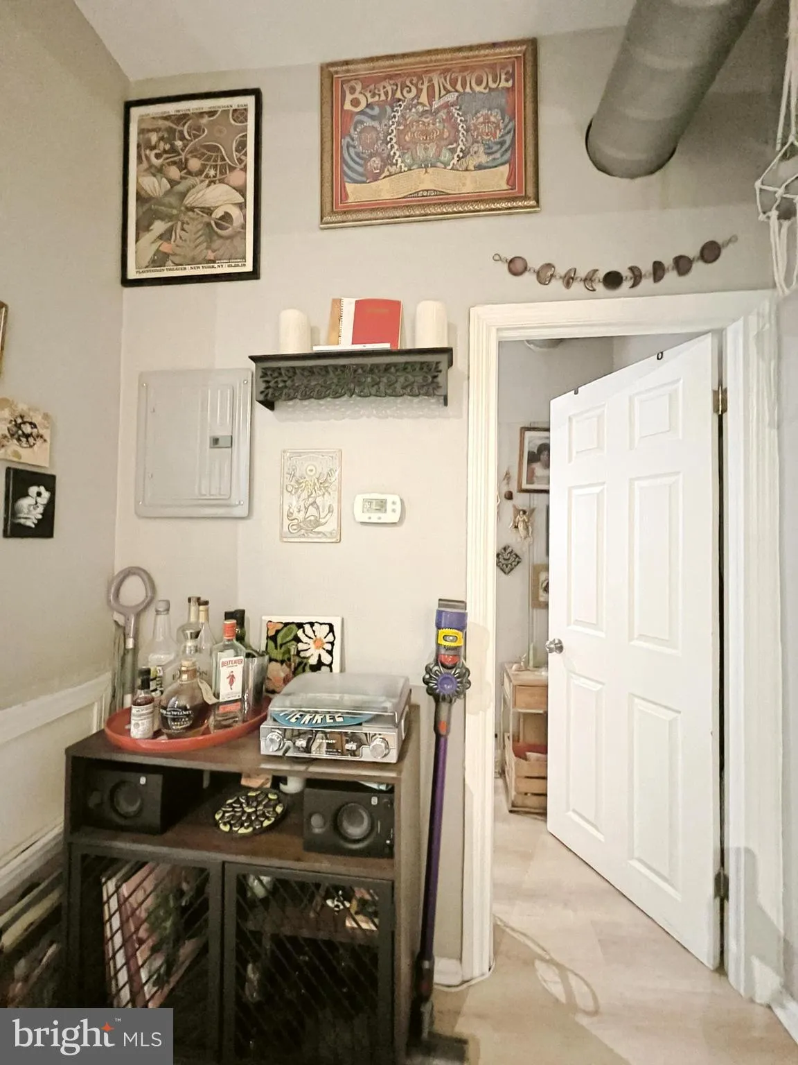 Philadelphia, Pennsylvania 19122, United States, 1 Bedroom Bedrooms, ,1 BathroomBathrooms,Residential,Pending,118933