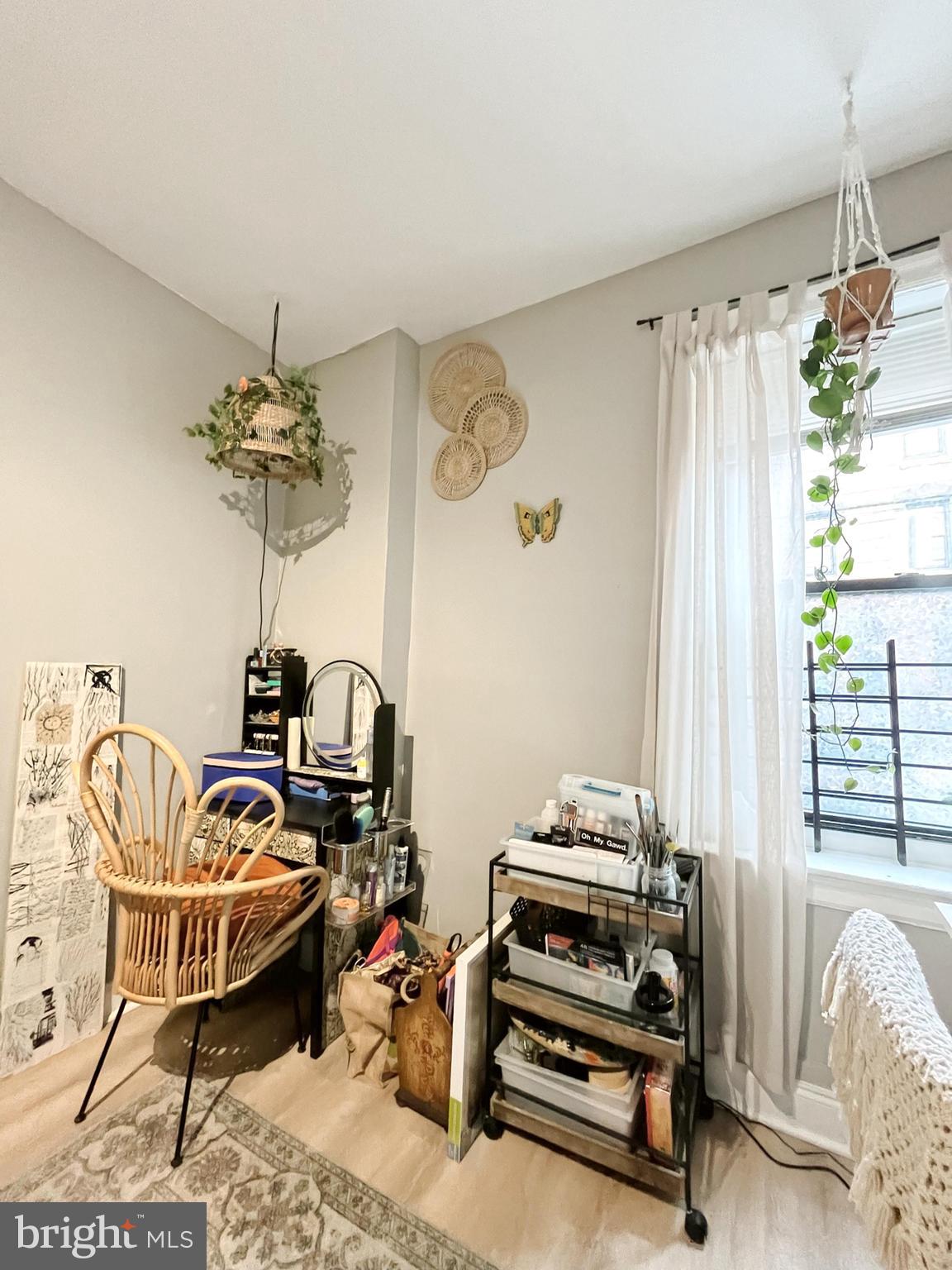 NORRIS SQUARE - Residential Lease