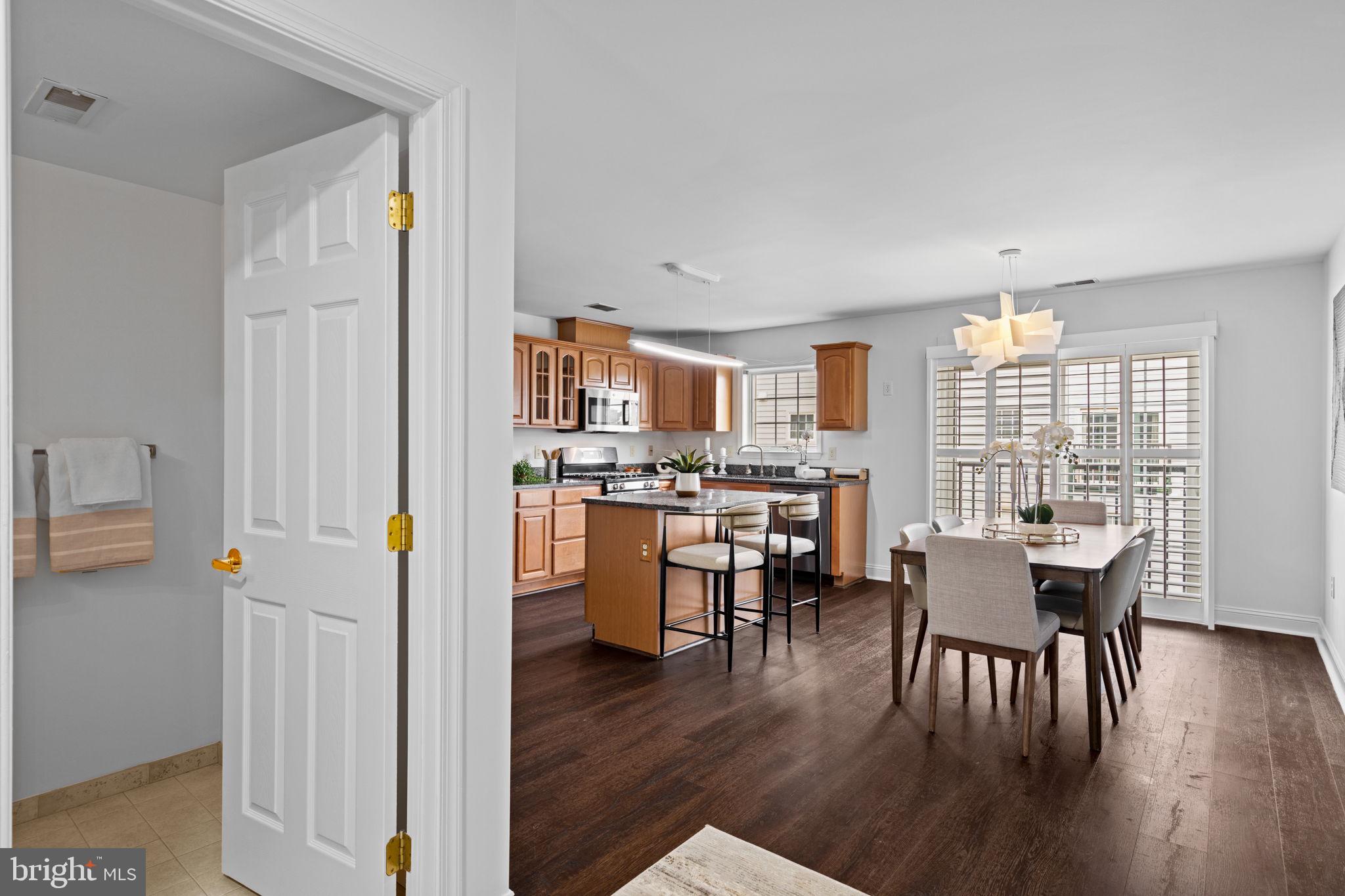 FAIRMOUNT - Residential