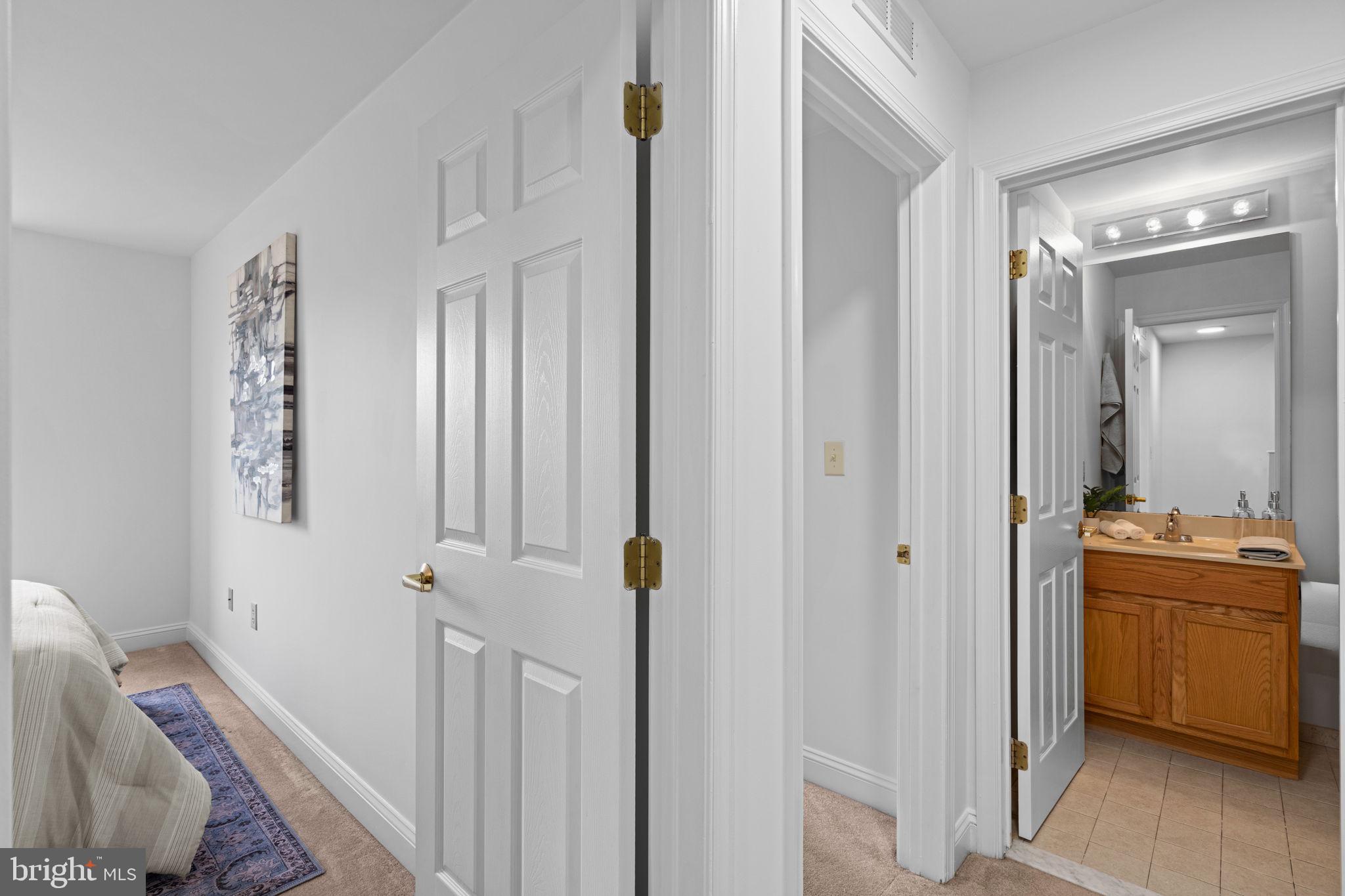 FAIRMOUNT - Residential