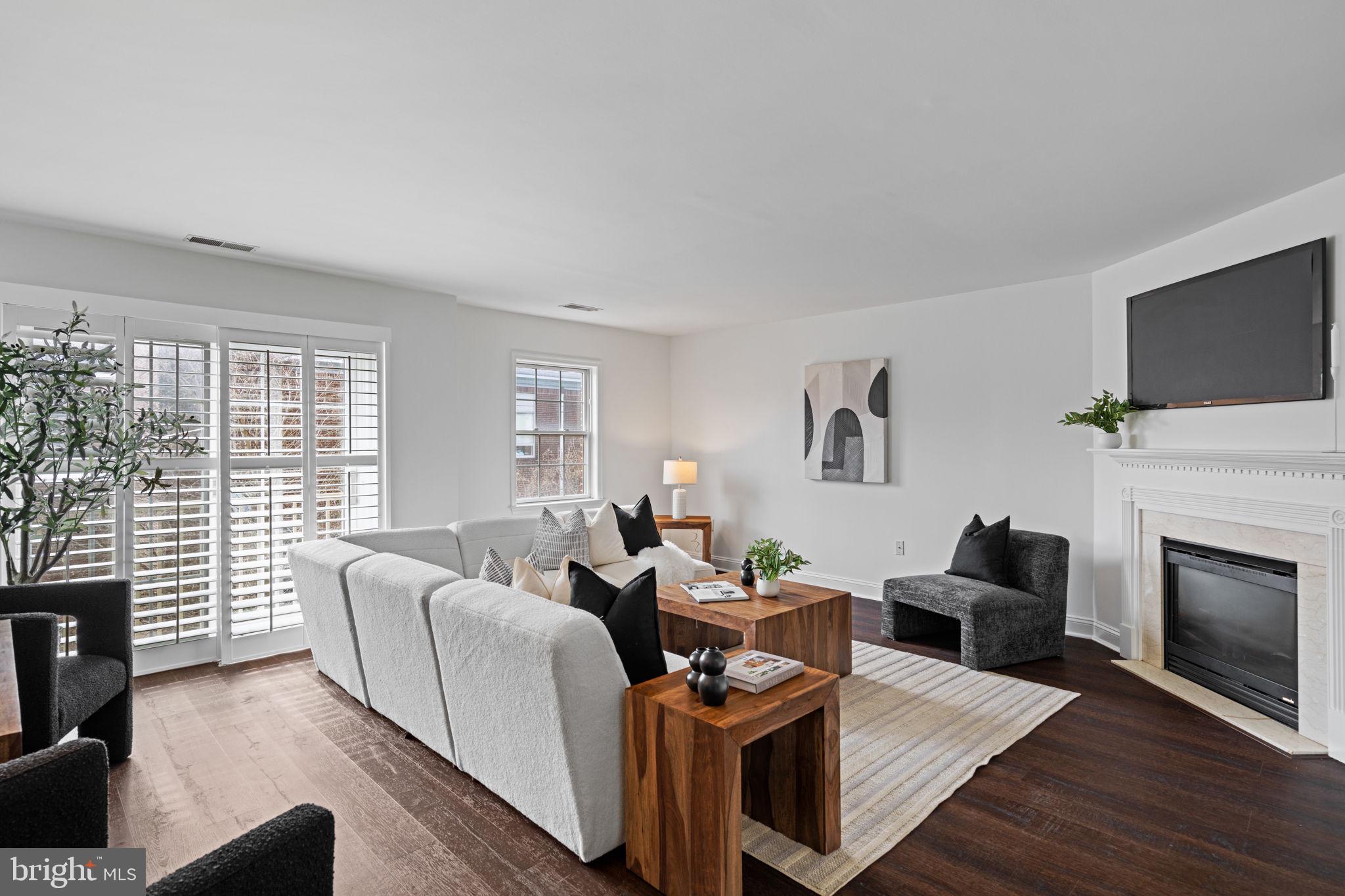 FAIRMOUNT - Residential