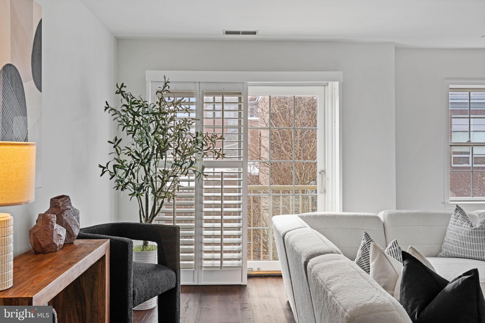 FAIRMOUNT - Residential