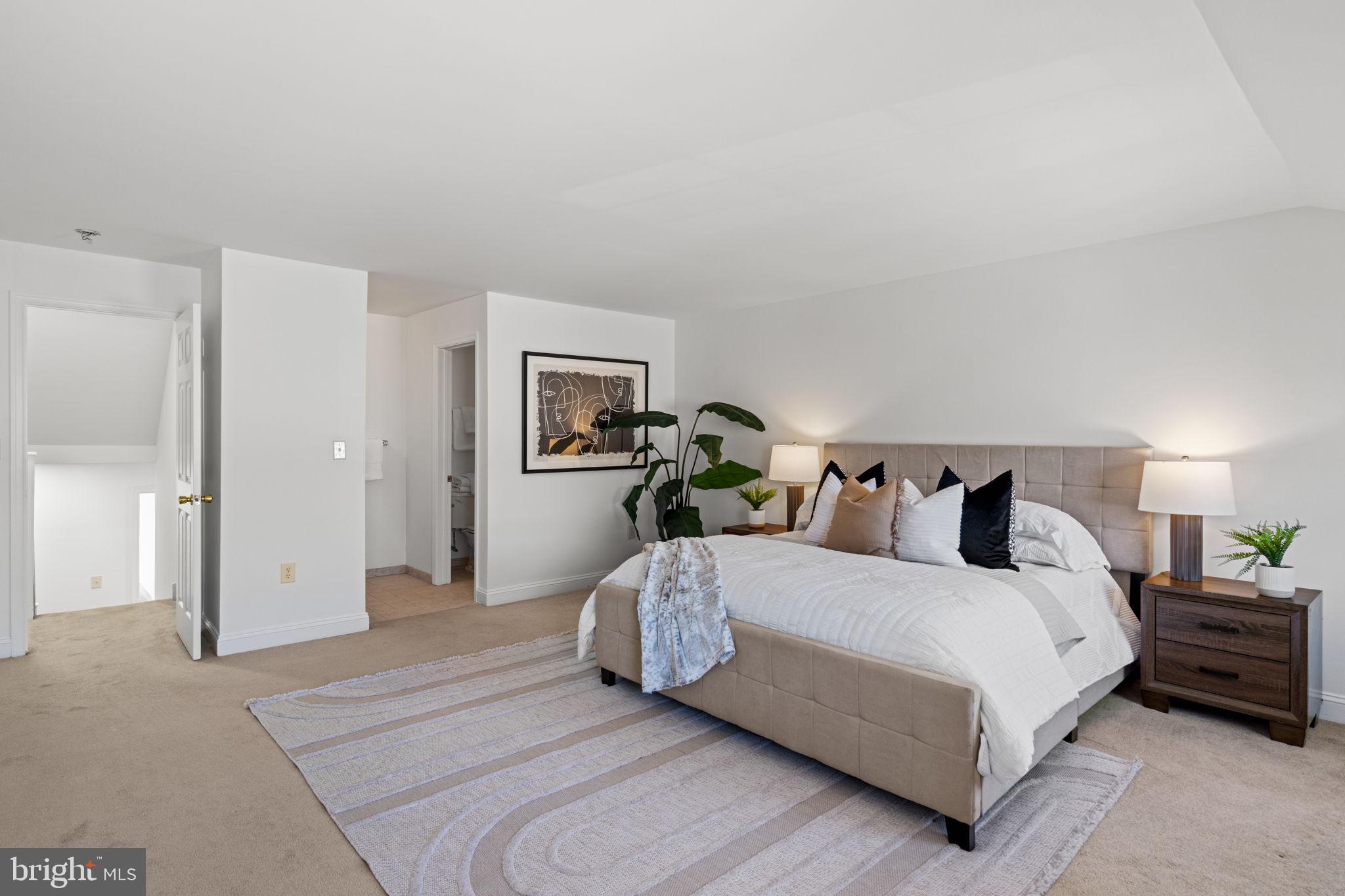 FAIRMOUNT - Residential