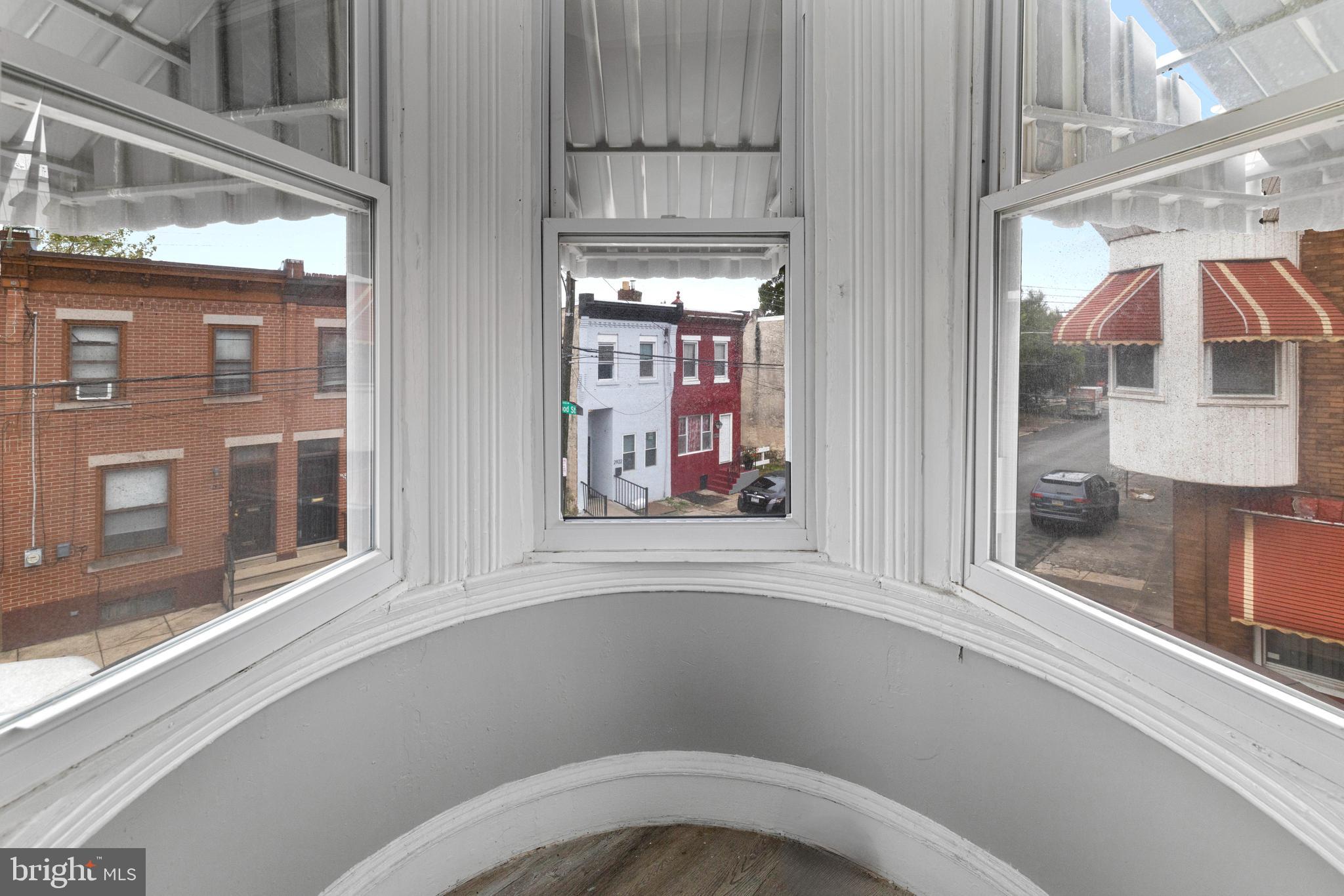 STRAWBERRY MANSION - Residential