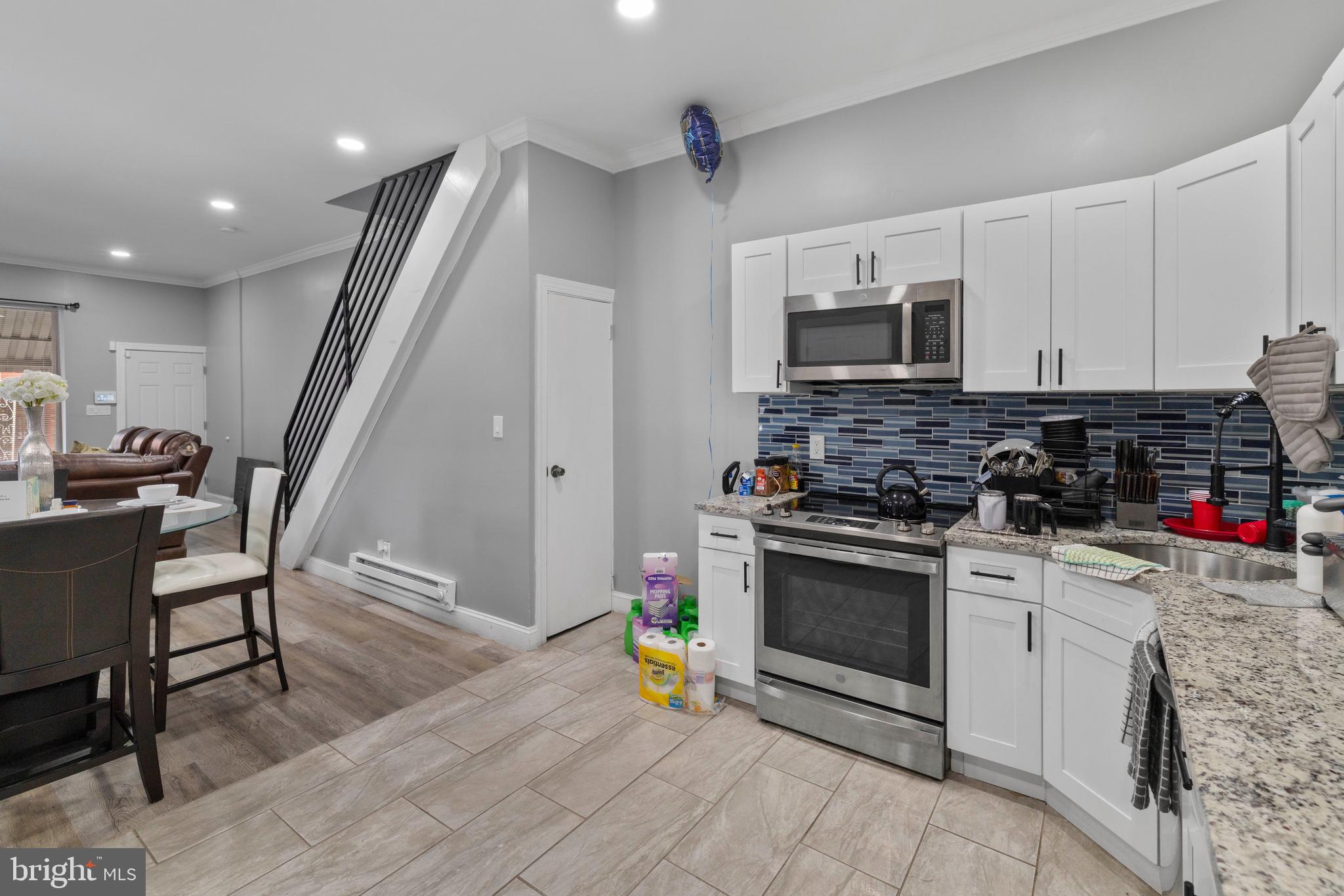 STRAWBERRY MANSION - Residential