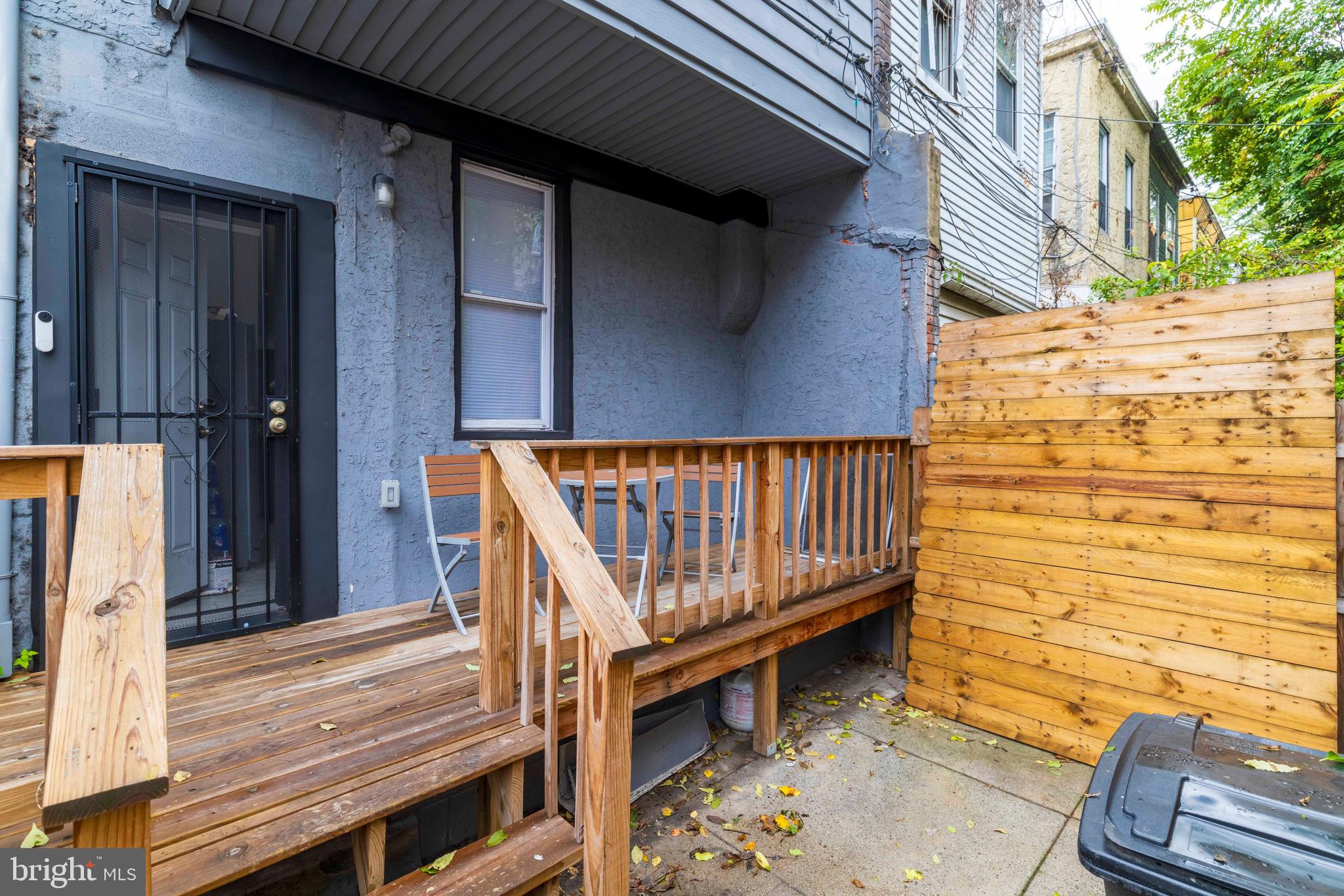 STRAWBERRY MANSION - Residential