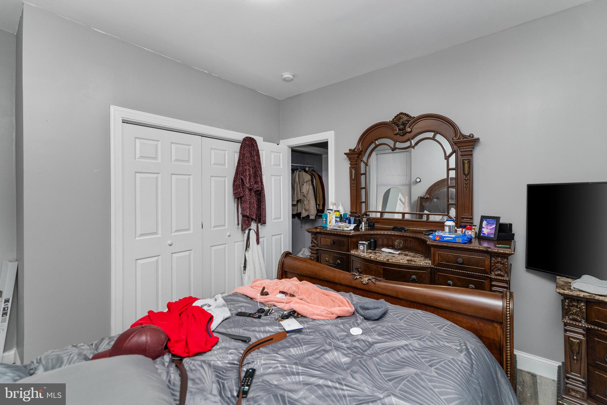 STRAWBERRY MANSION - Residential