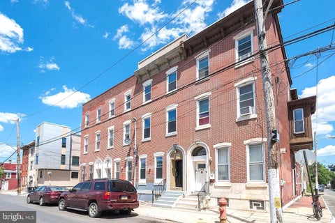 Townhouse For Rent - 1315 N 19th Street #UNIT A<br/> Philadelphia County, PHILADELPHIA, PA 19121