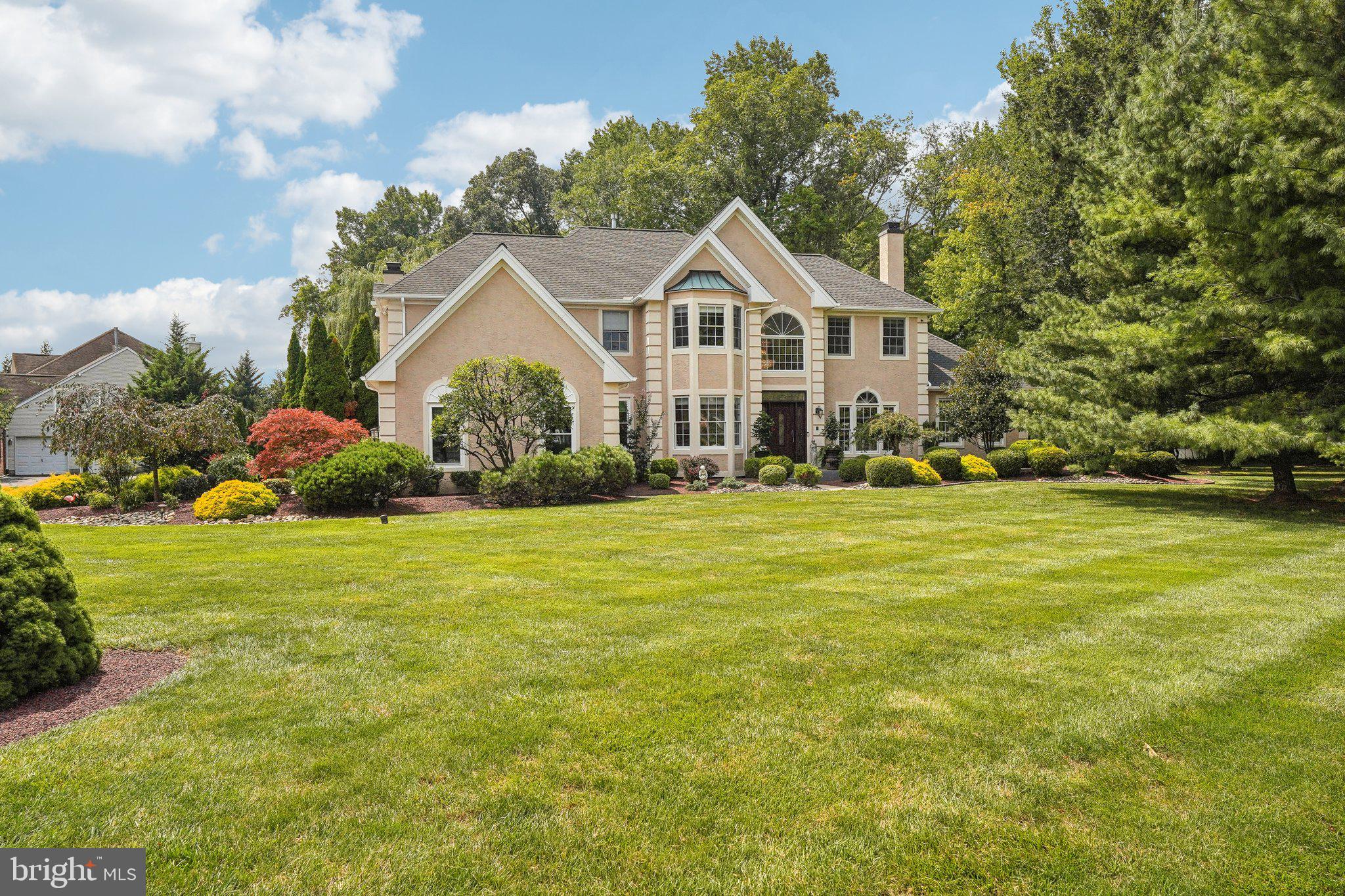 HOLLAND RIDGE - Residential