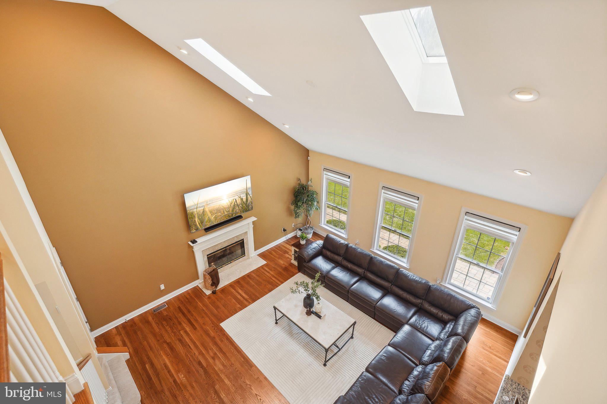 HOLLAND RIDGE - Residential