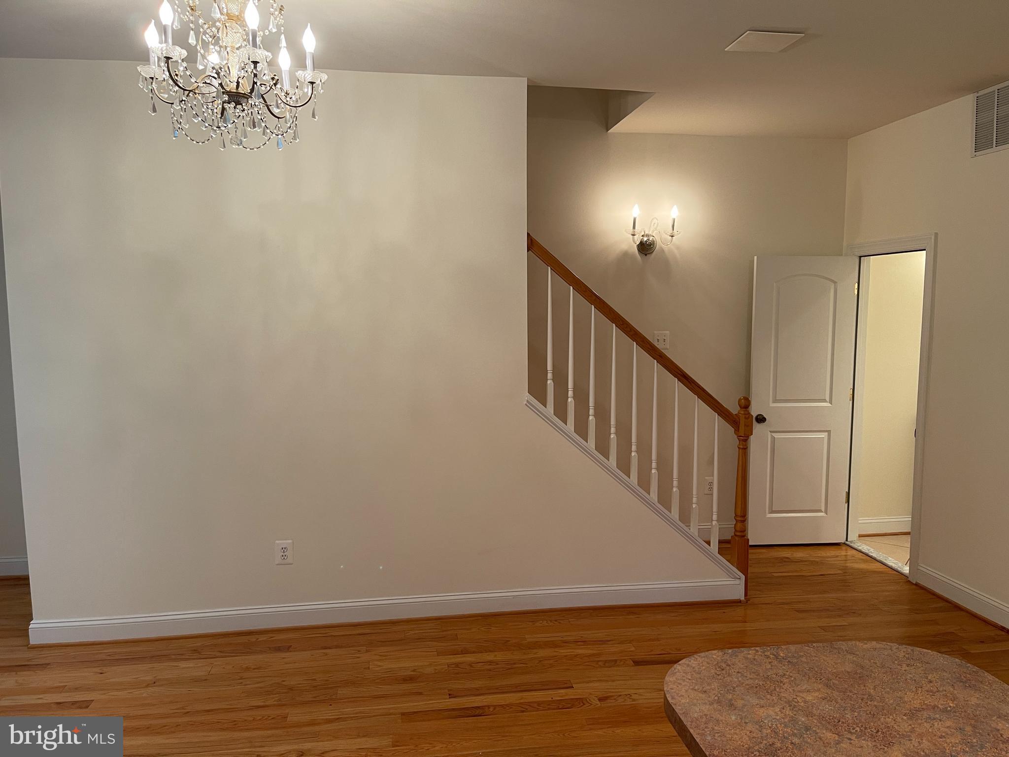 QUAINT ACRES - Residential Lease