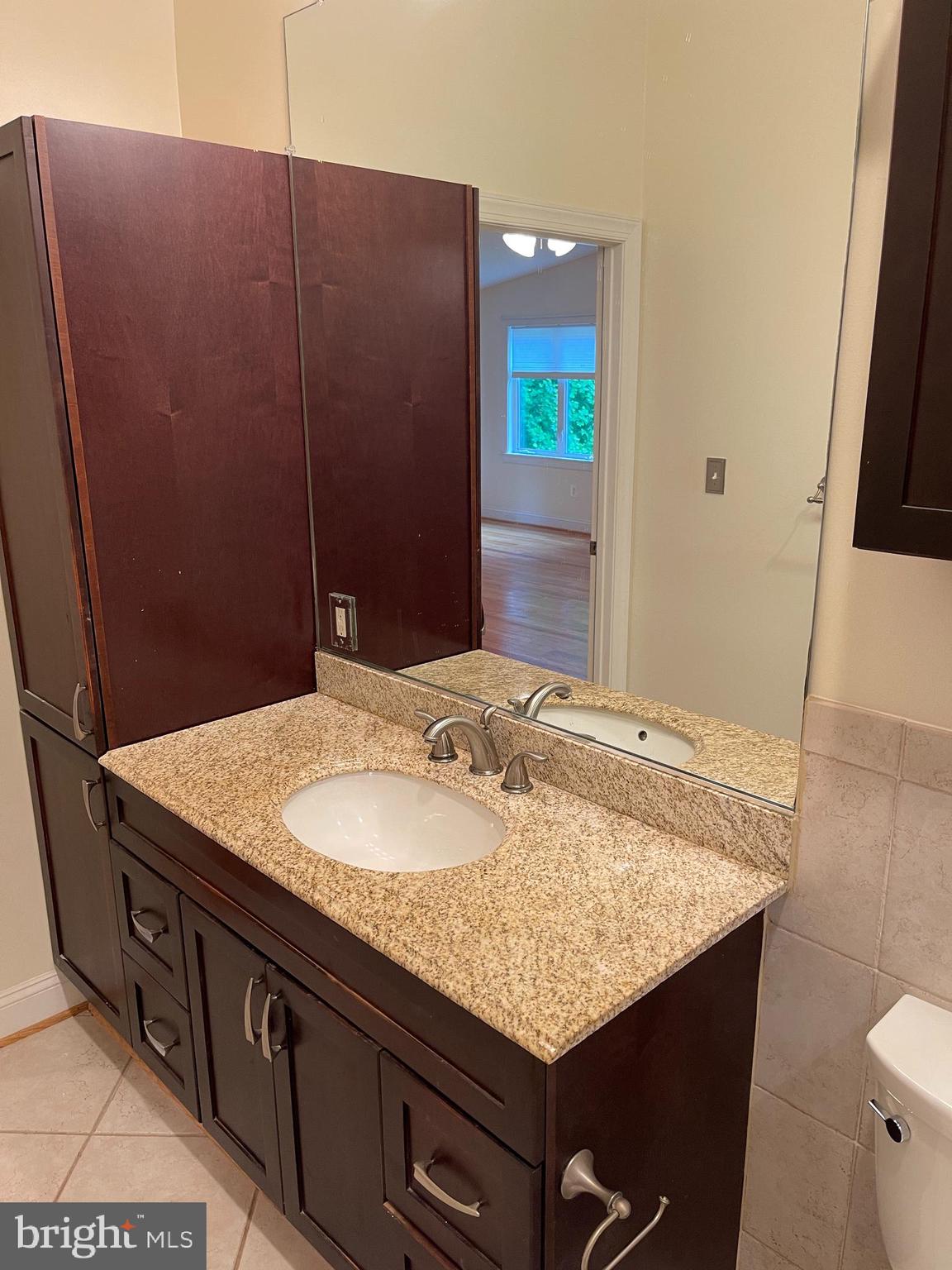 QUAINT ACRES - Residential Lease