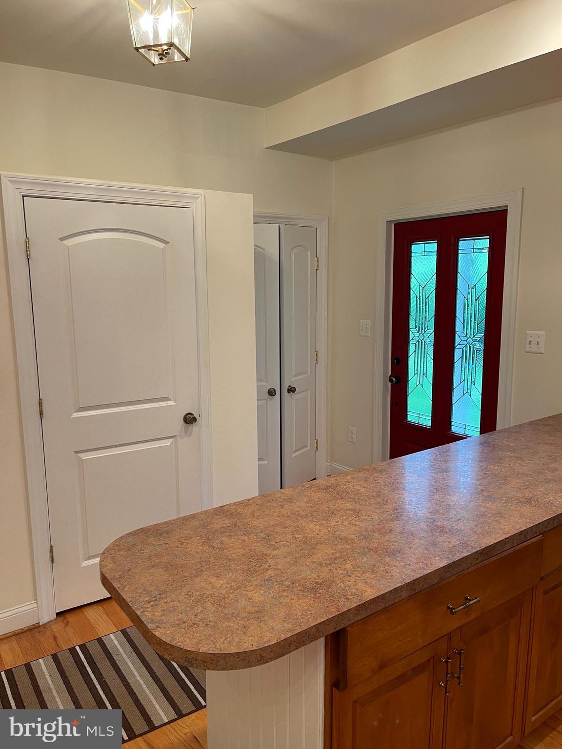 QUAINT ACRES - Residential Lease