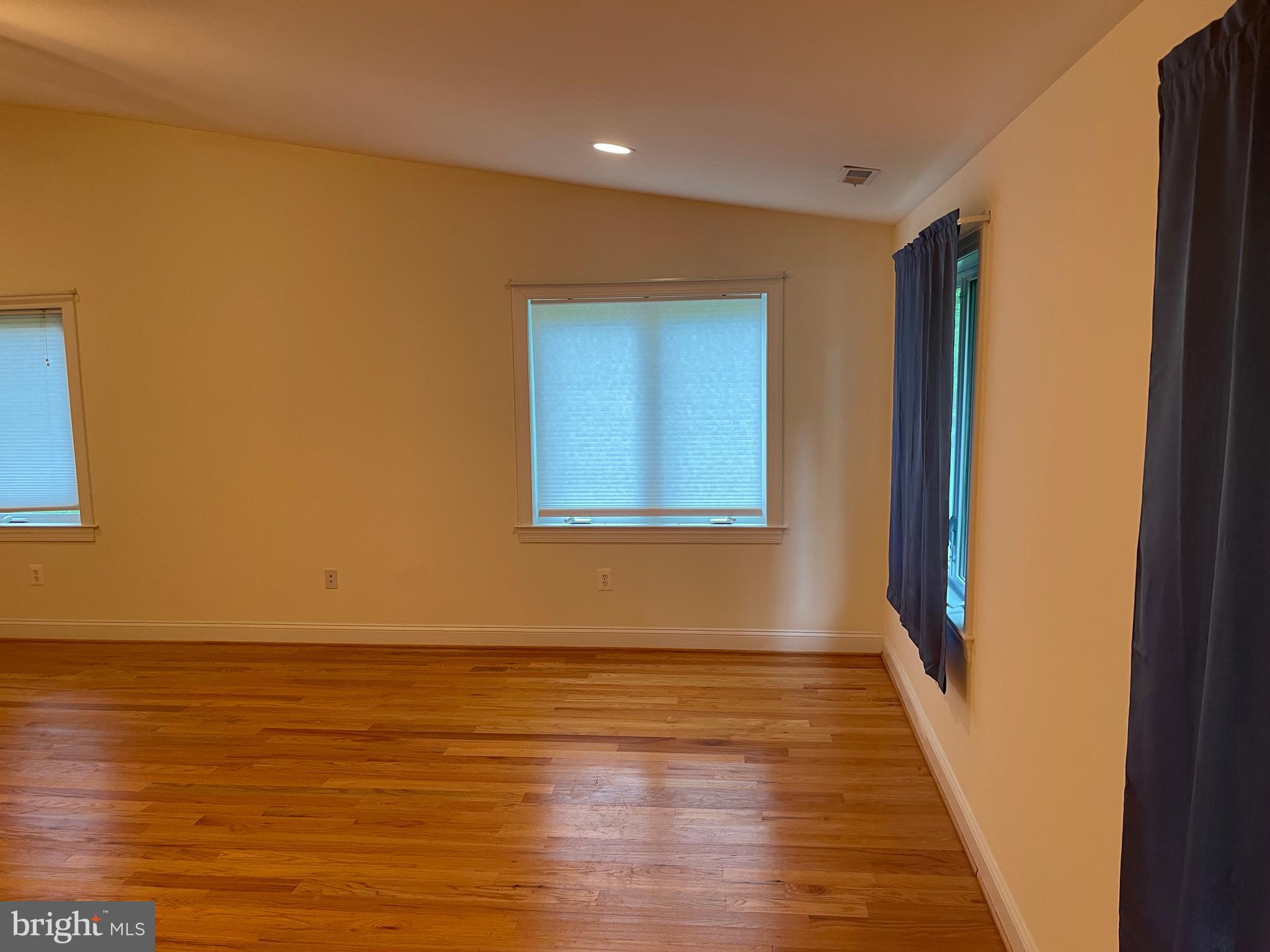 QUAINT ACRES - Residential Lease