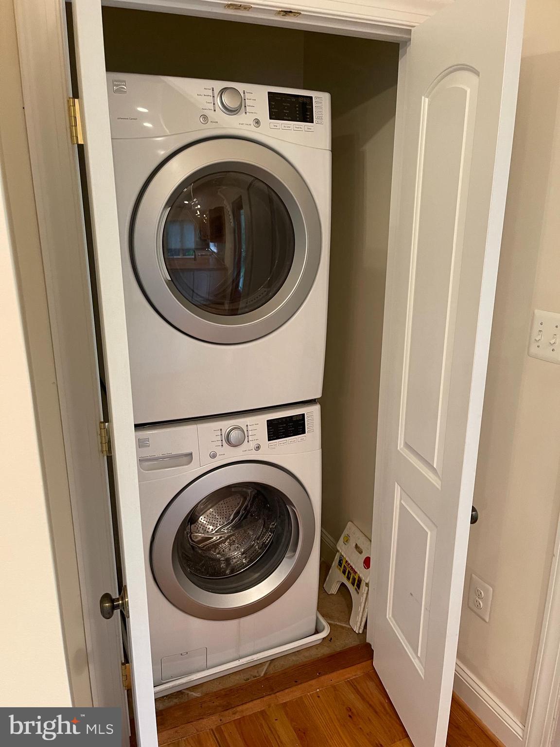 QUAINT ACRES - Residential Lease