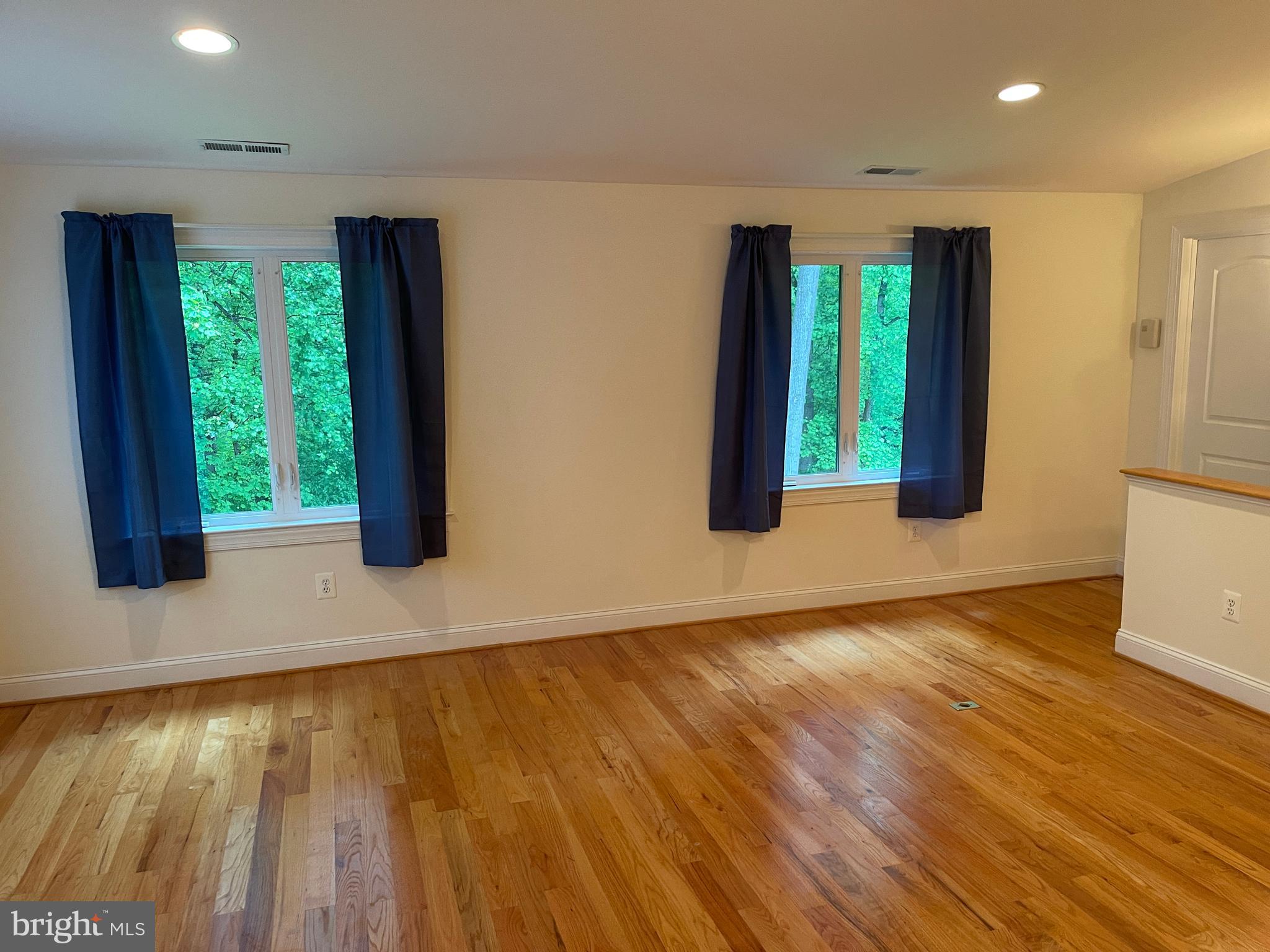 QUAINT ACRES - Residential Lease