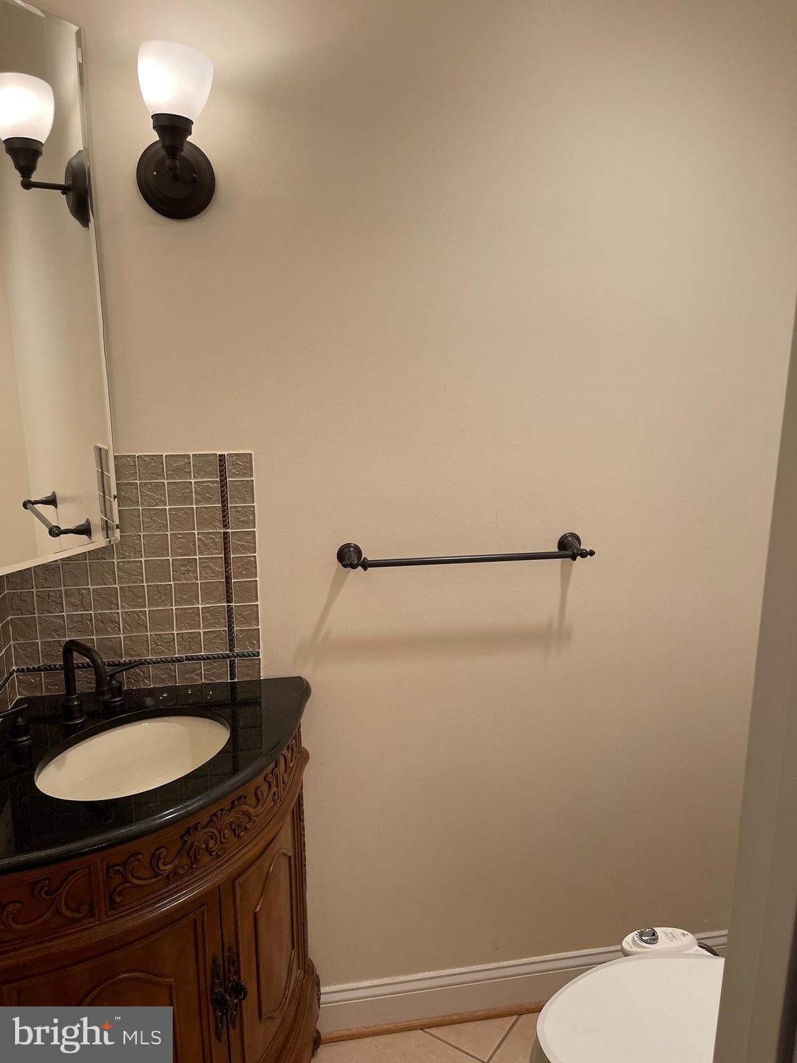 QUAINT ACRES - Residential Lease