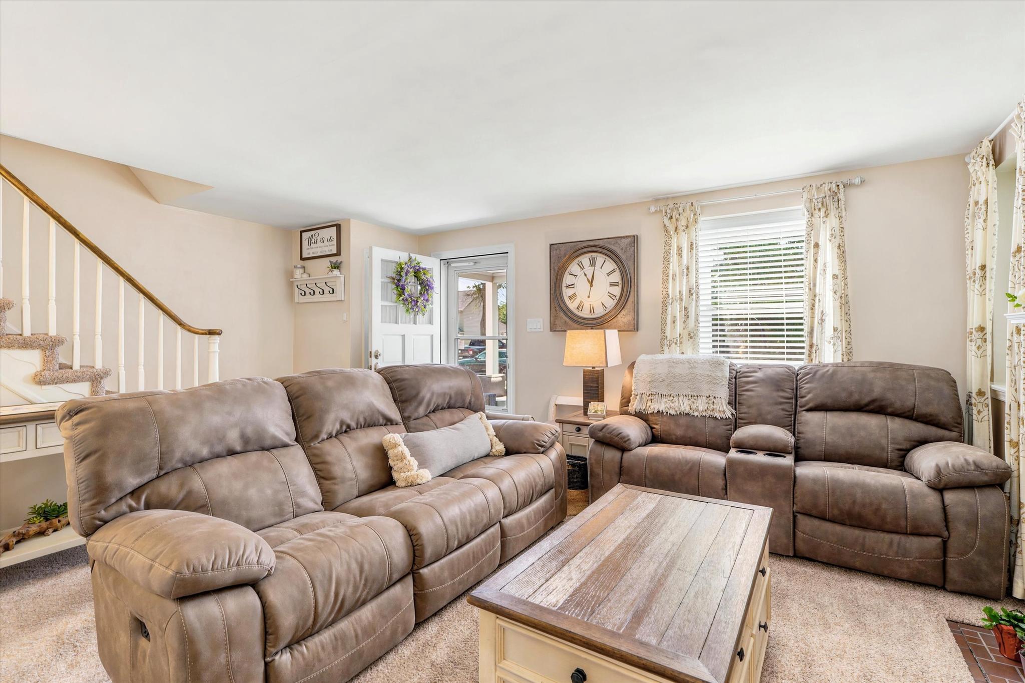 408 MAPLEWOOD ROAD