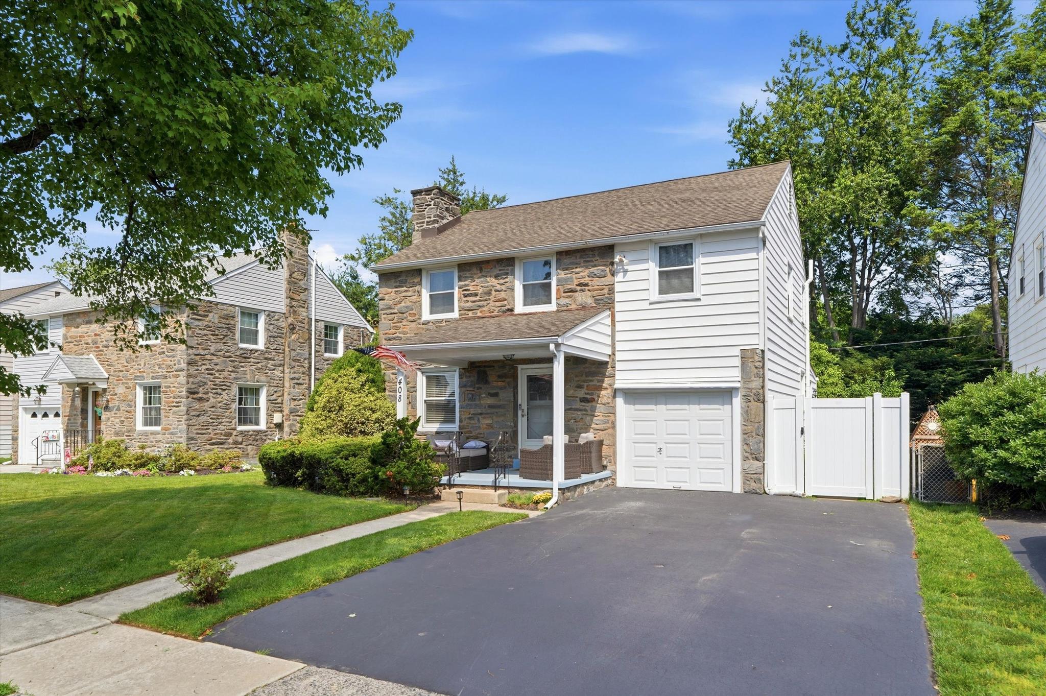408 MAPLEWOOD ROAD