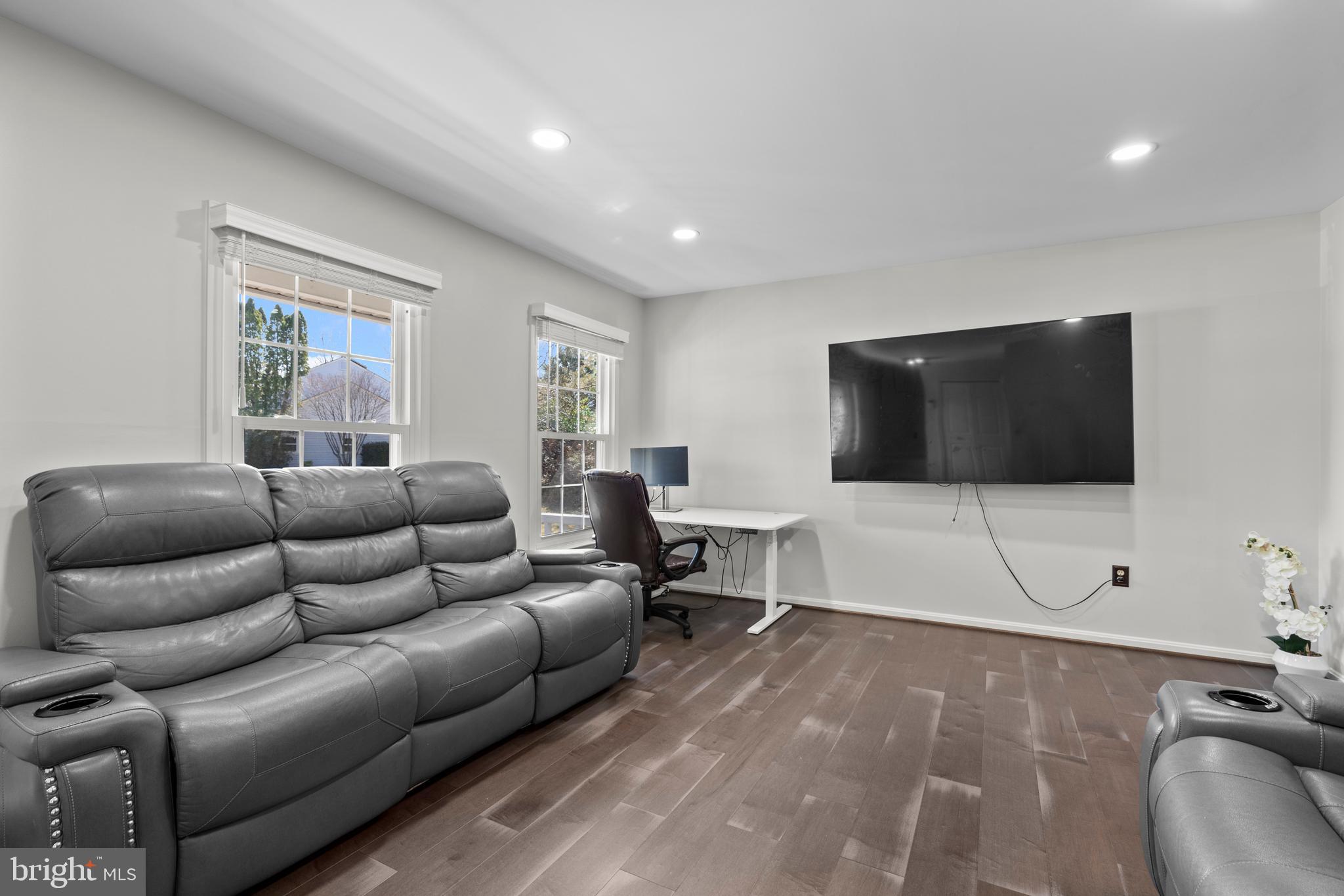 FRANKLIN FARM - Residential