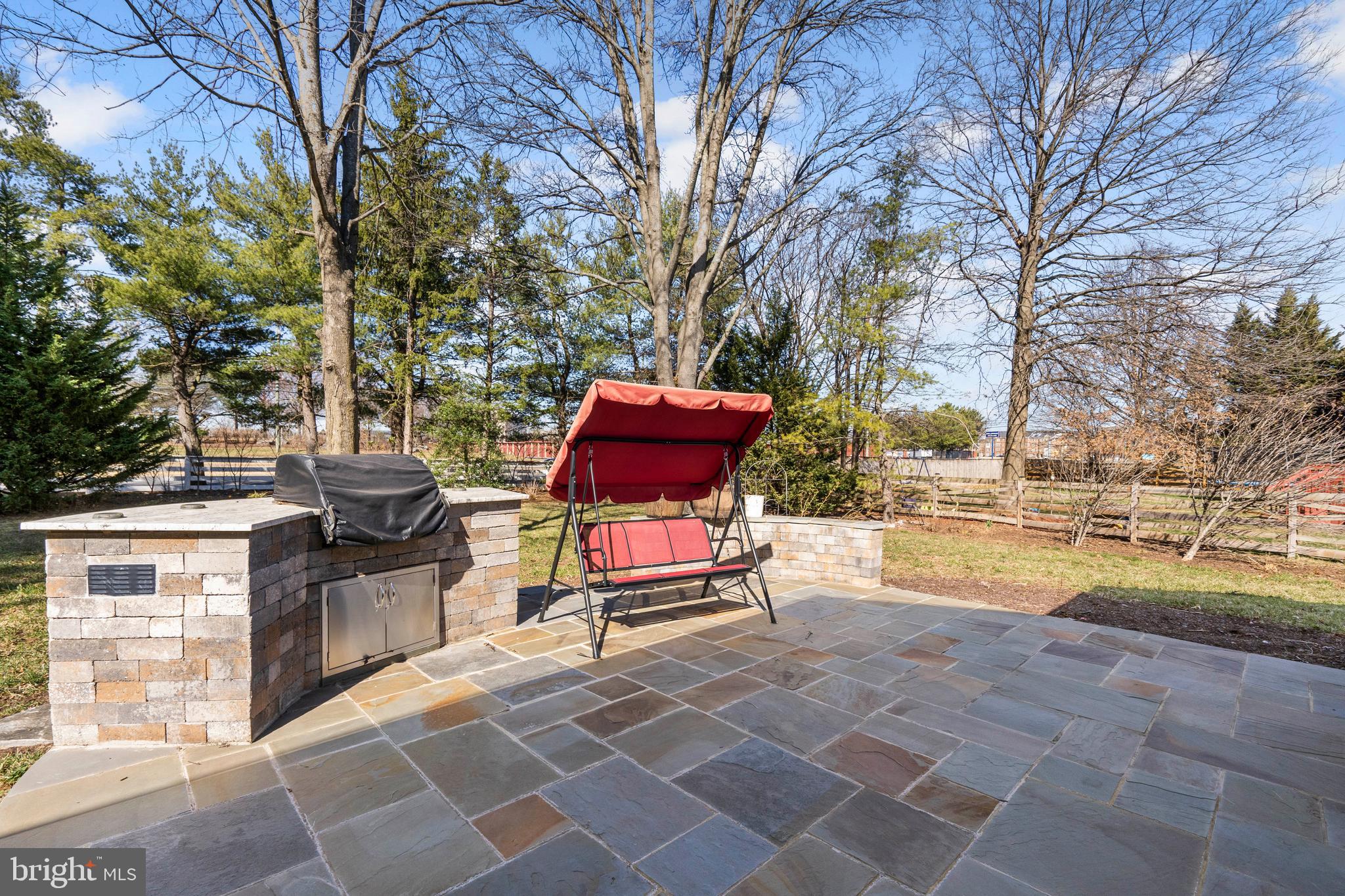 FRANKLIN FARM - Residential