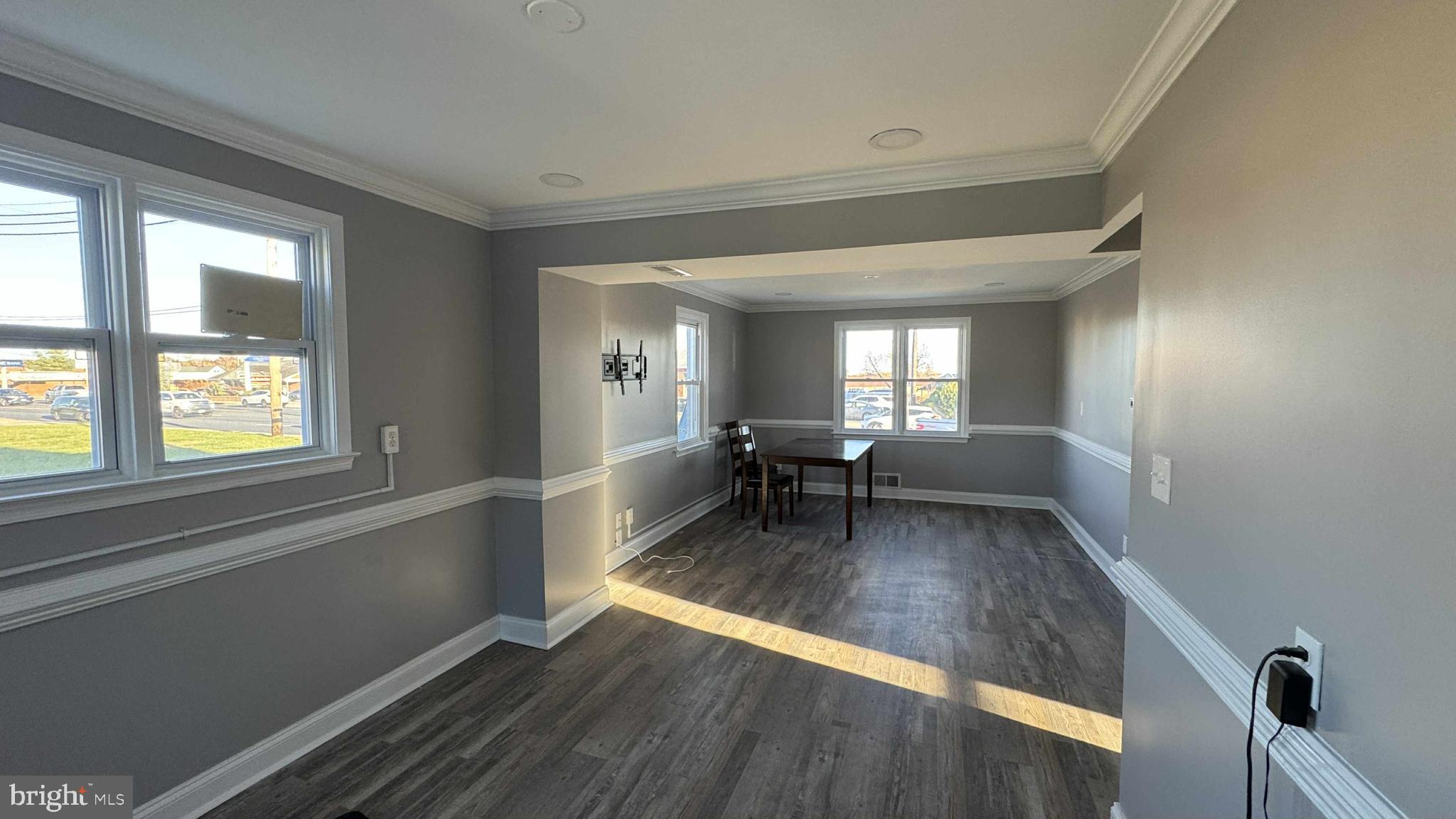 PERRY VIEW - Commercial Lease