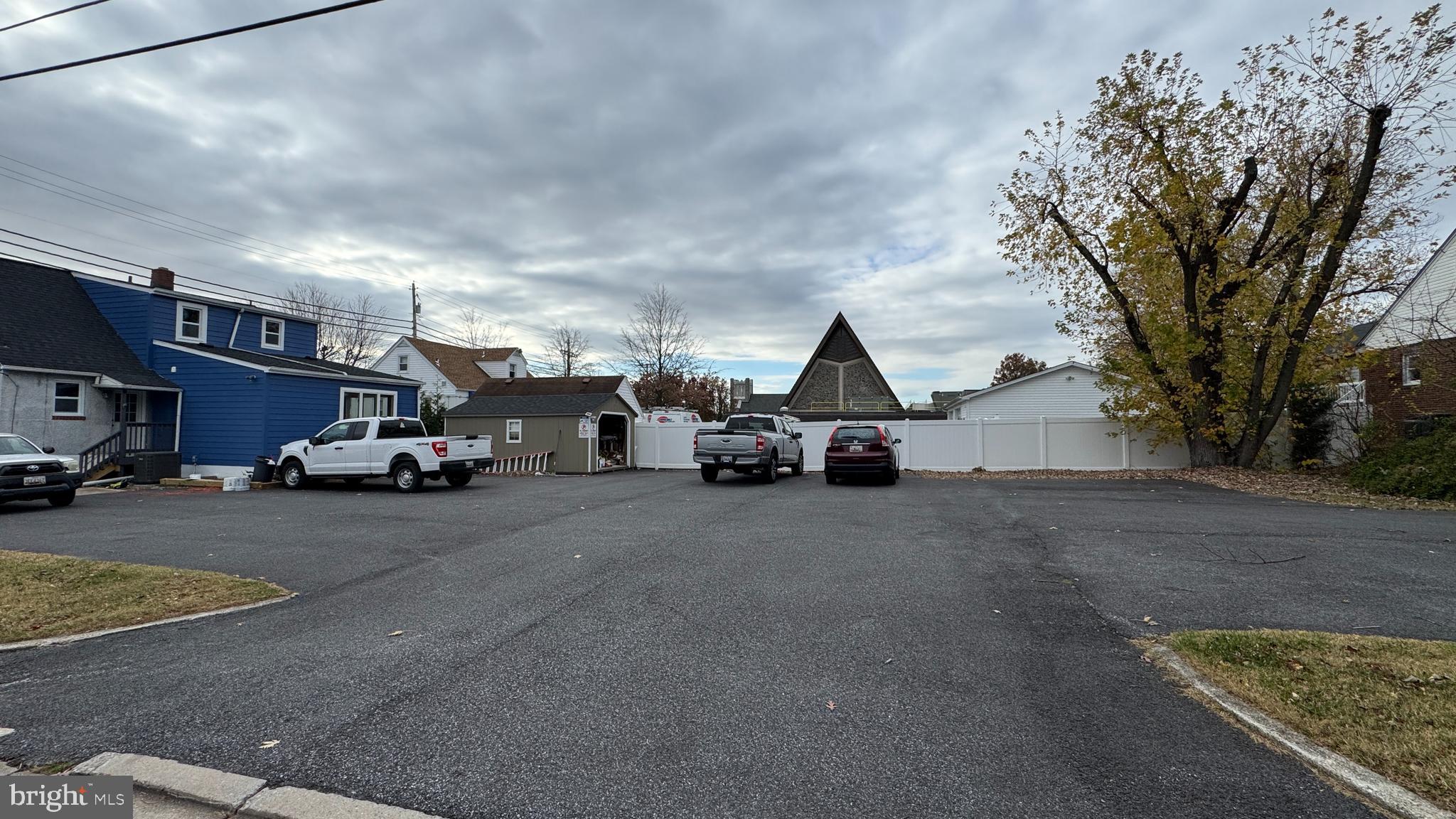 PERRY VIEW - Commercial Lease