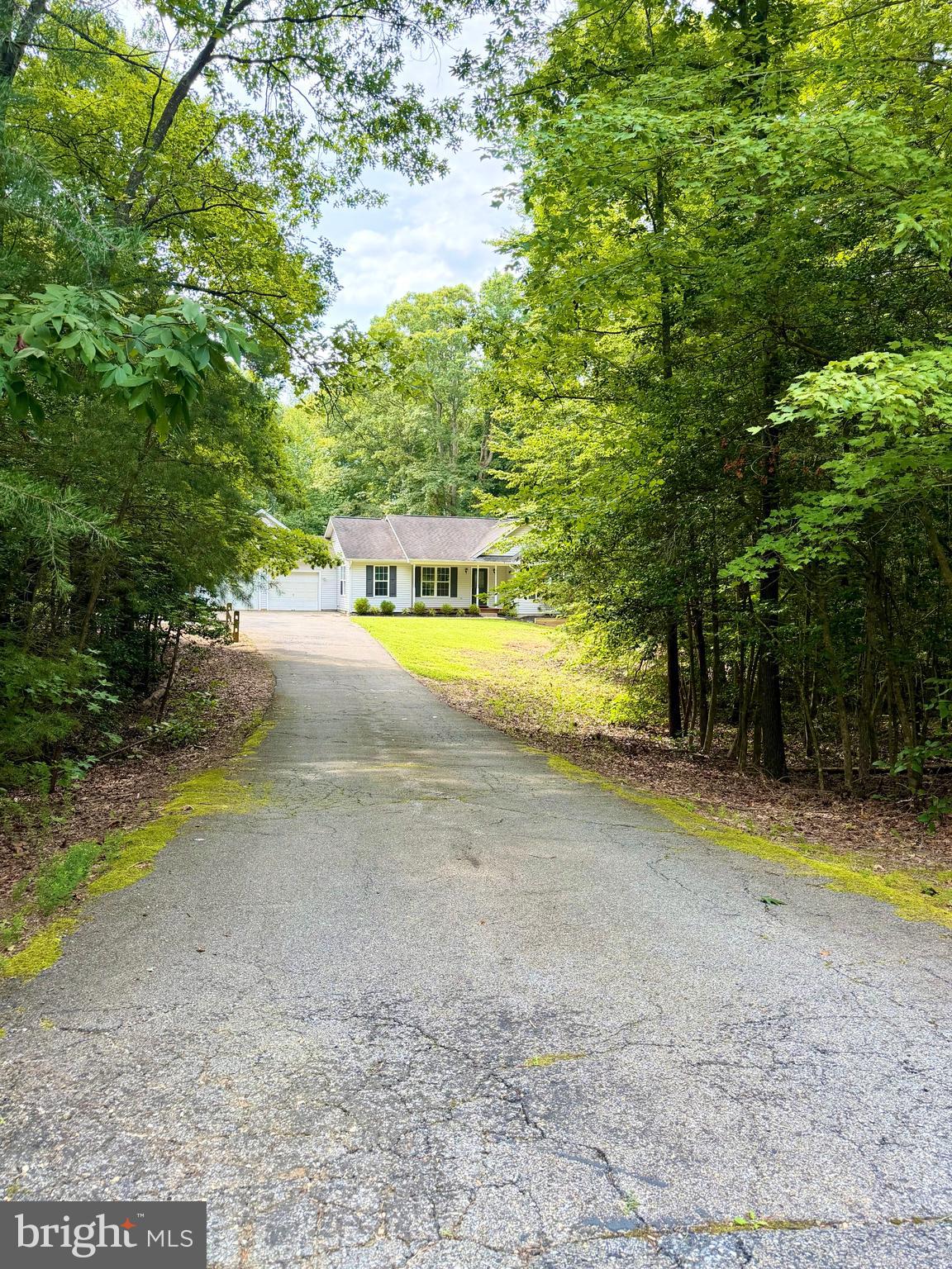 6000 PATERNOSTER LANE