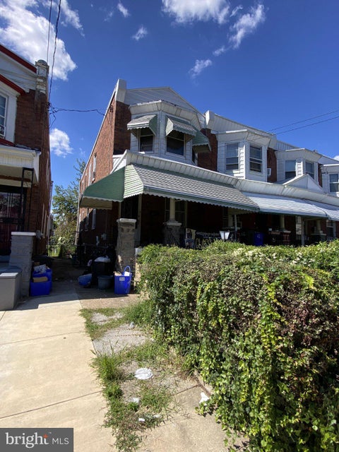 Townhouse For Sale - 1532 N 61st Street<br/> PHILADELPHIA, PA 19151