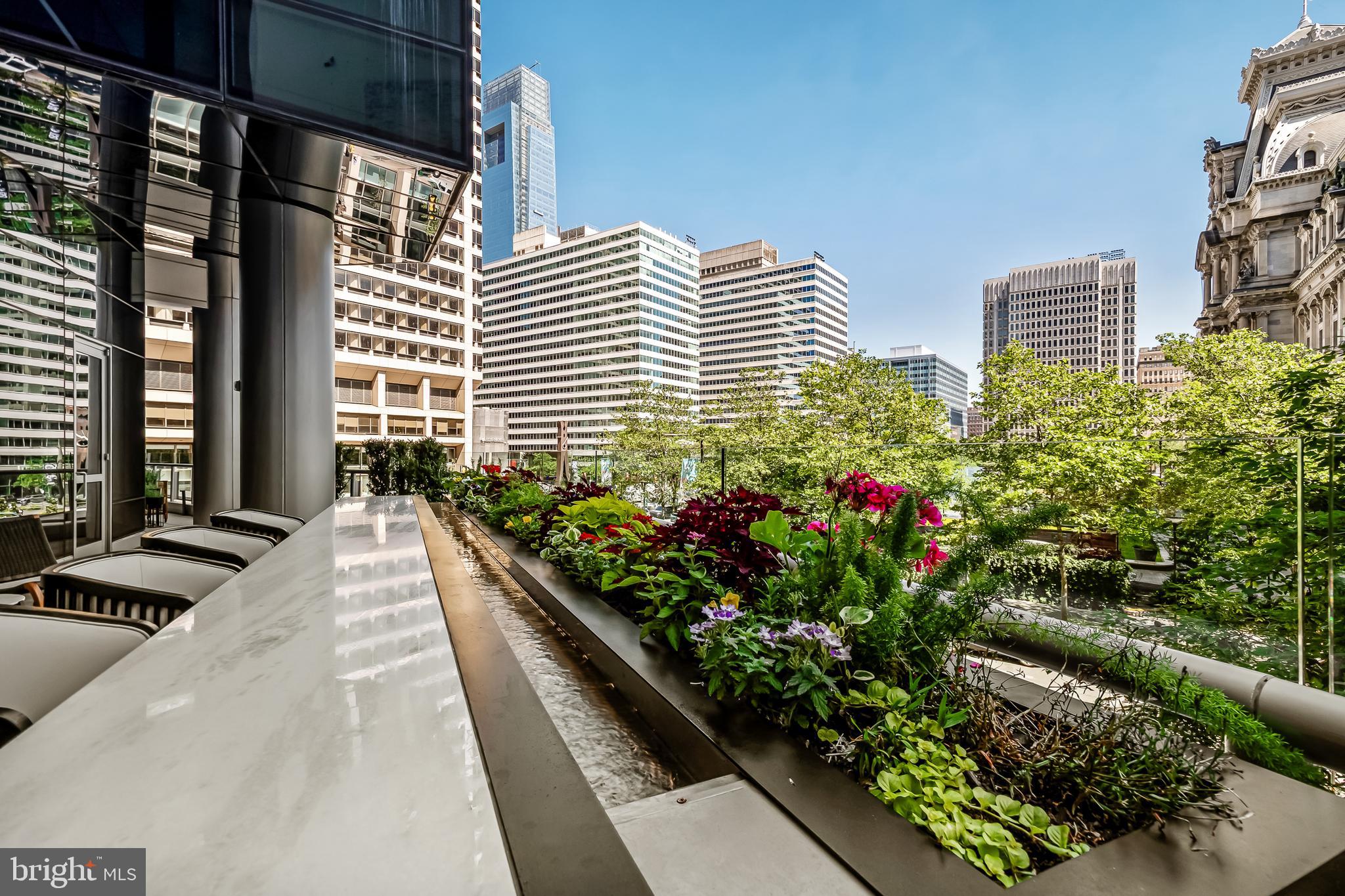 CENTER CITY - Residential Lease