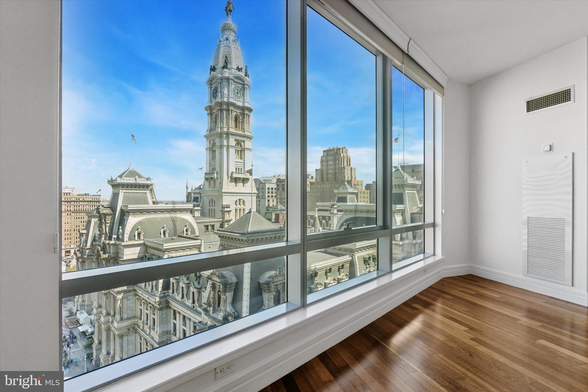 CENTER CITY - Residential Lease