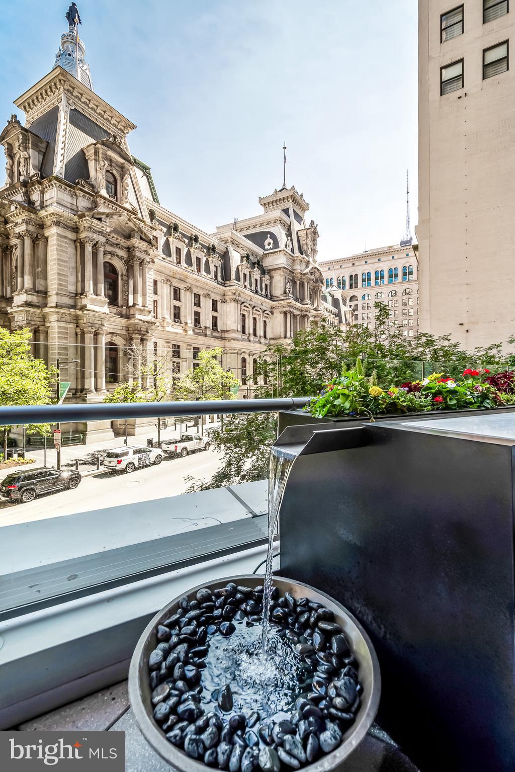 CENTER CITY - Residential Lease